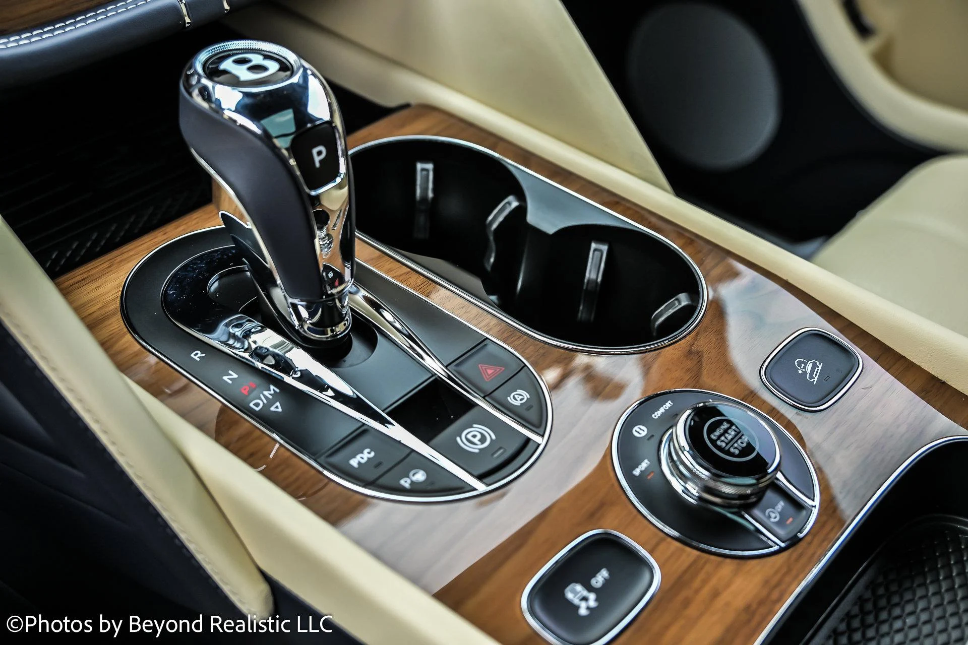 mph049_3672062962_Used_2023_Bentley_Bentayga_EWB_1769853192_abb9121d84