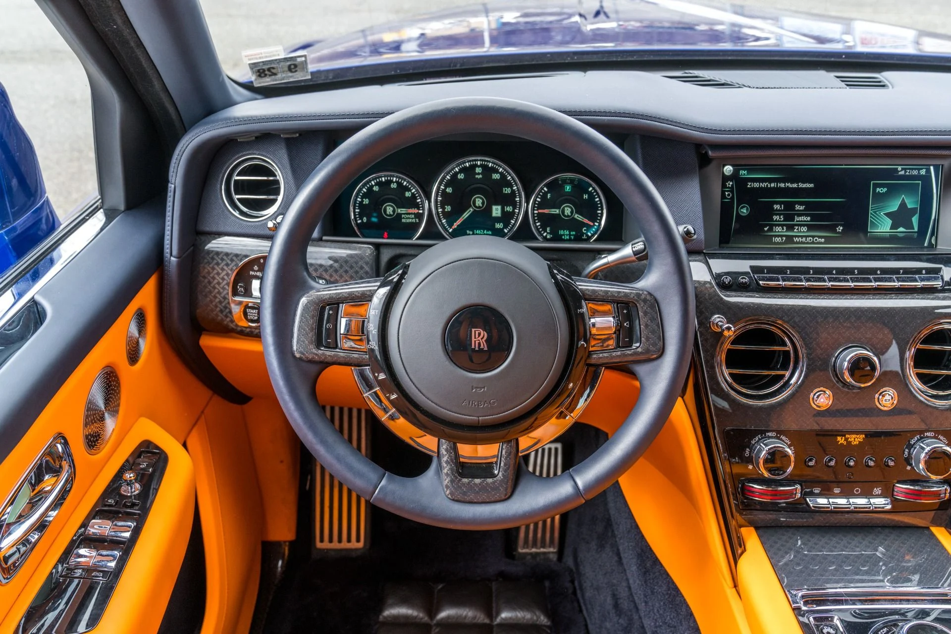 mph049_3694773970_Used_2023_Rolls_Royce_Black_Badge_Cullinan_1772494370_a875962357