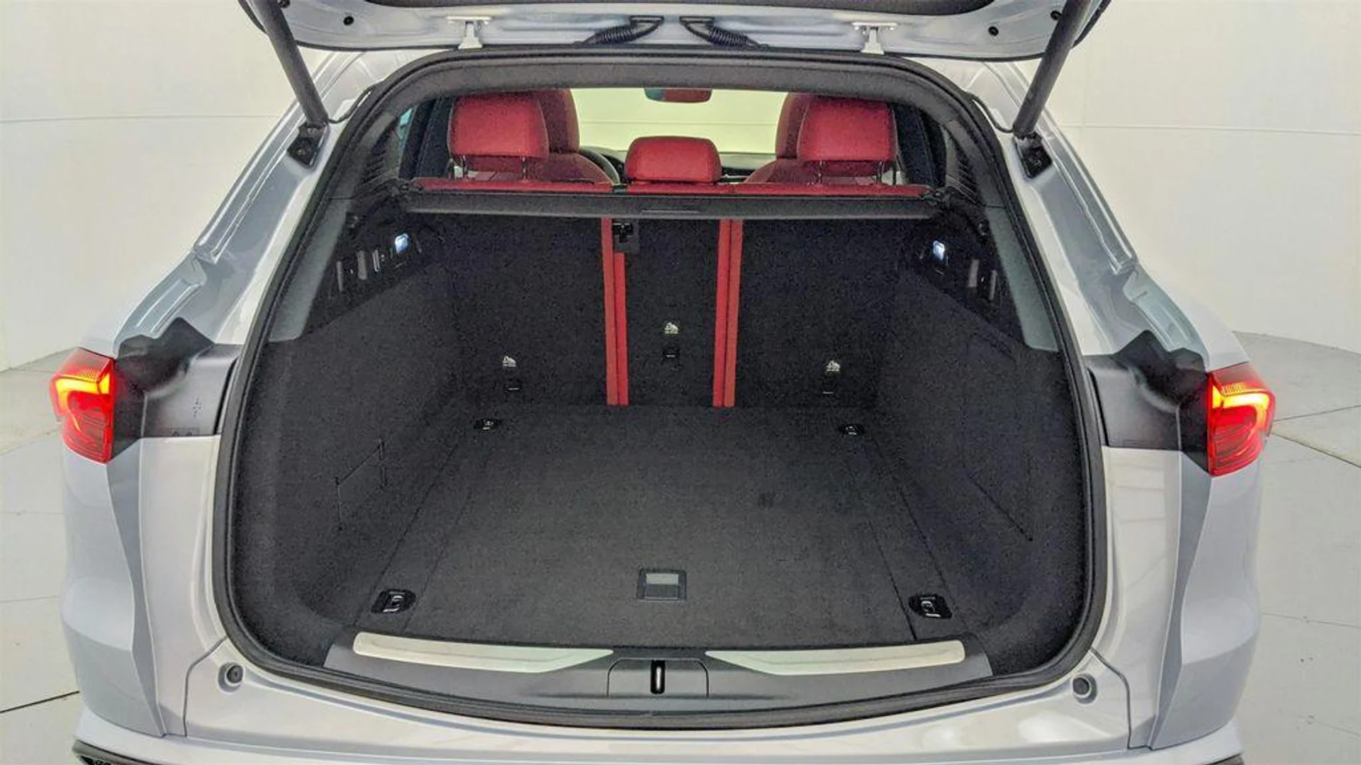 mph049_3714611404_ec5k2av_Ud_X_jwde9t_Zxi_D02_FB_4_864ccfa1c4