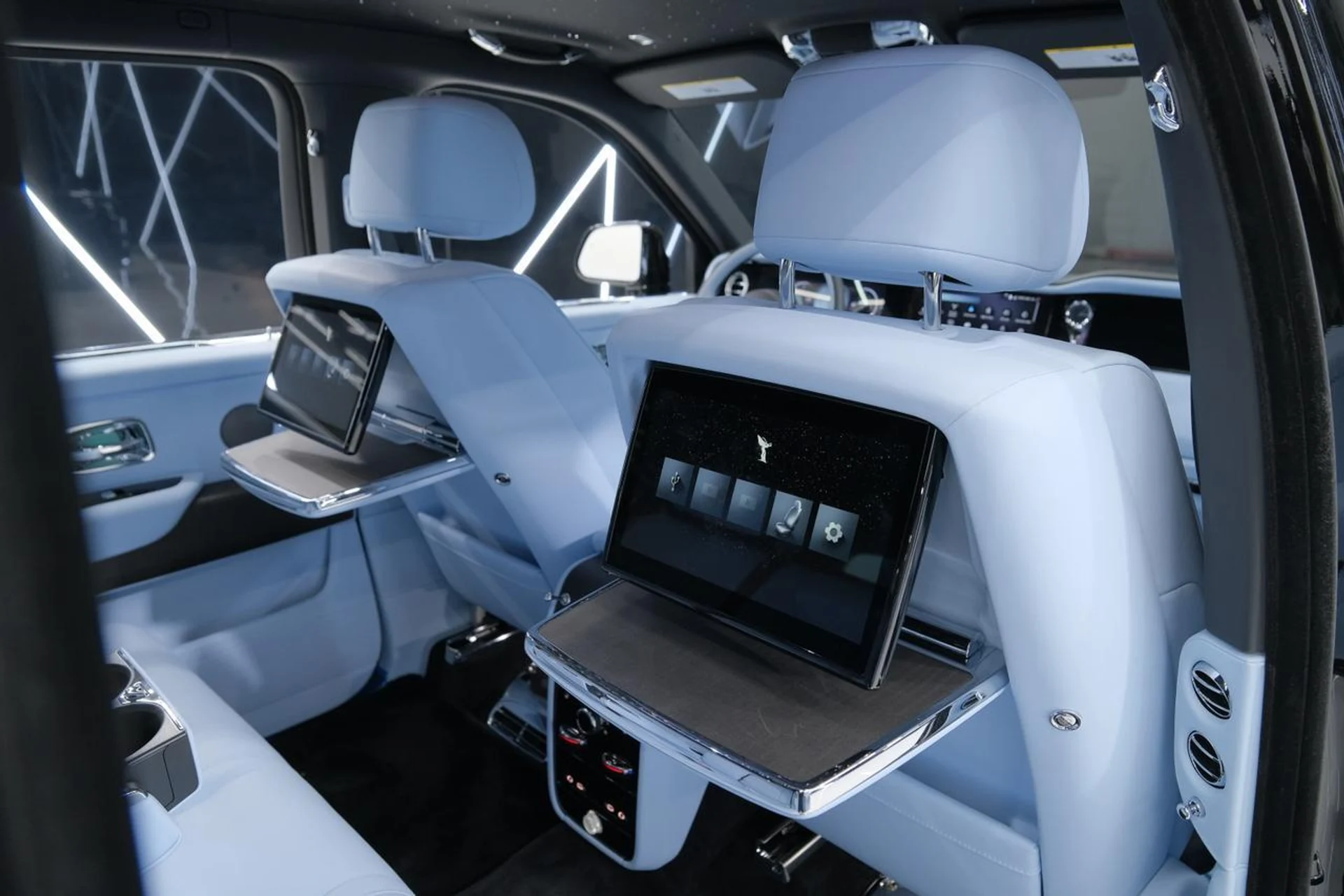 mph049_3779909573_eef49e184606b74d0cabed14b68d9f4b_295c4ac4e7