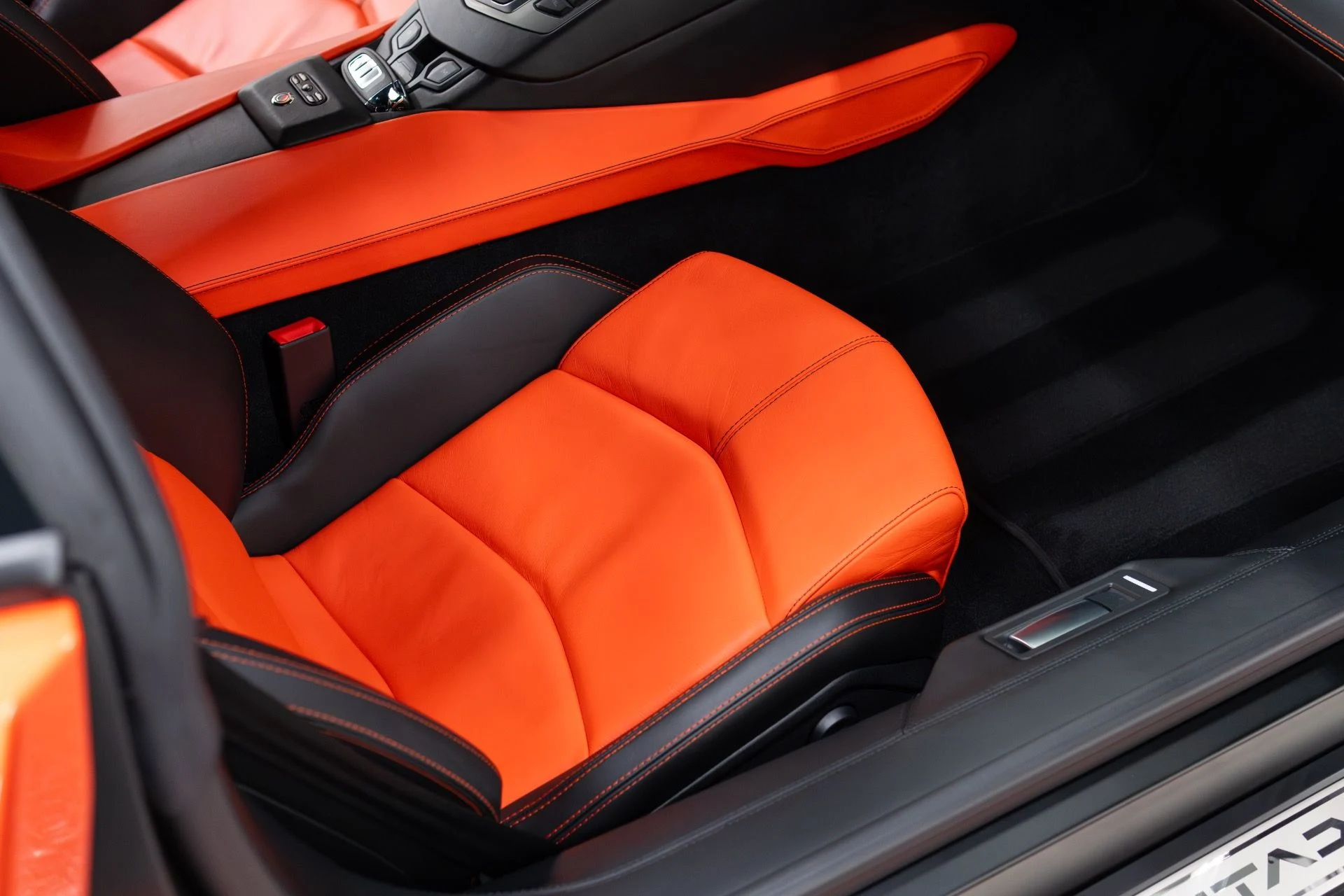 mph049_3828493176_Used_2012_Lamborghini_Aventador_LP_700_4_1769493534_d7b9bc7b83