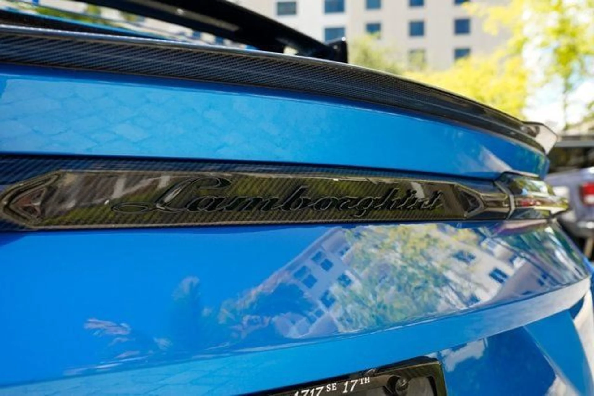 mph049_3846436670_used_2024_lamborghini_urus_performanteawd_14354_22887761_50_640_82d7dc4e30