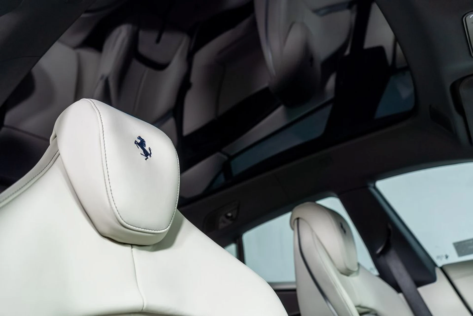 mph049_3852838644_50_25998339_6945f07cf03eb_26c80bc7b0