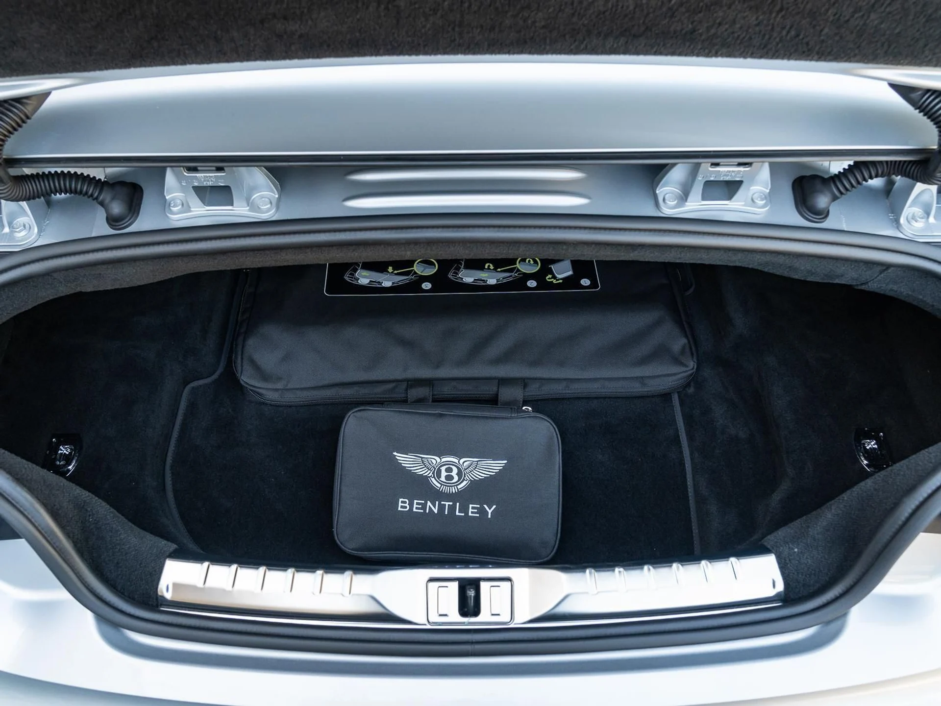 mph049_3853144833_Used_2023_Bentley_Continental_GTC_S_GT_V8_1777583244_7bc37dff07