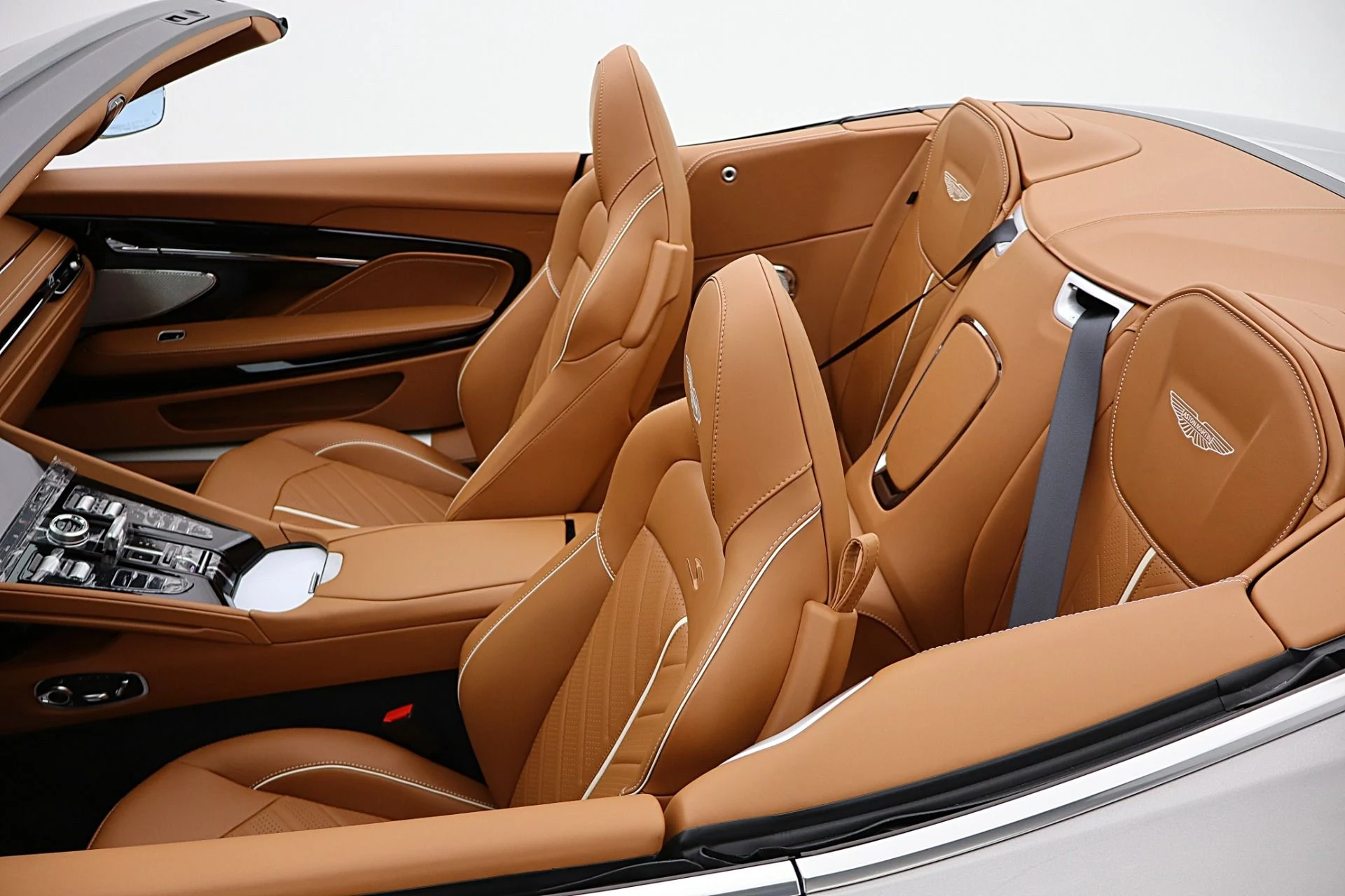 mph049_3861074943_New_2026_Aston_Martin_DB_12_S_Volante_358157b7a6