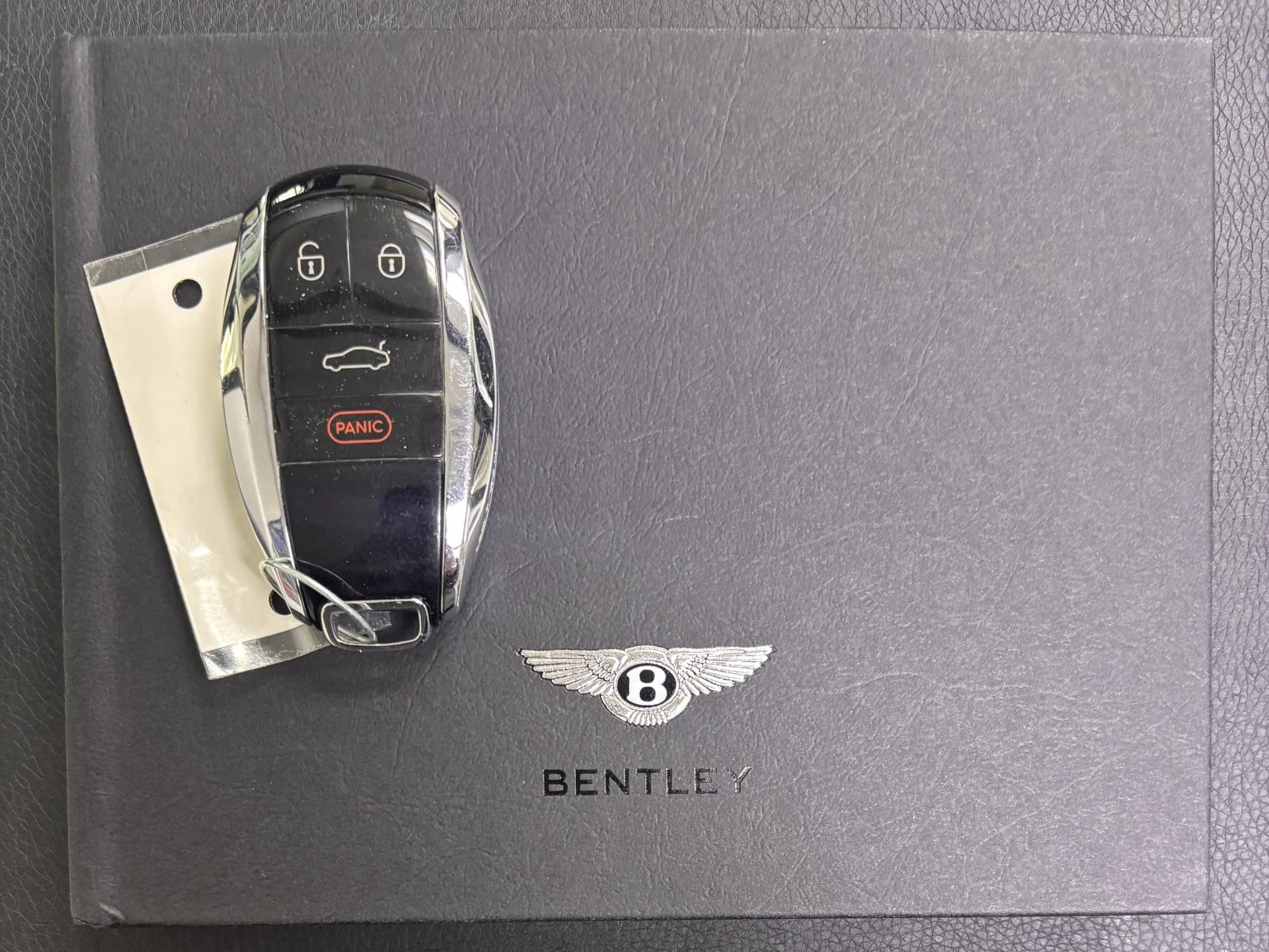 mph049_3862423721_Used_2024_Bentley_Flying_Spur_Speed_1767260405_c0c5578064