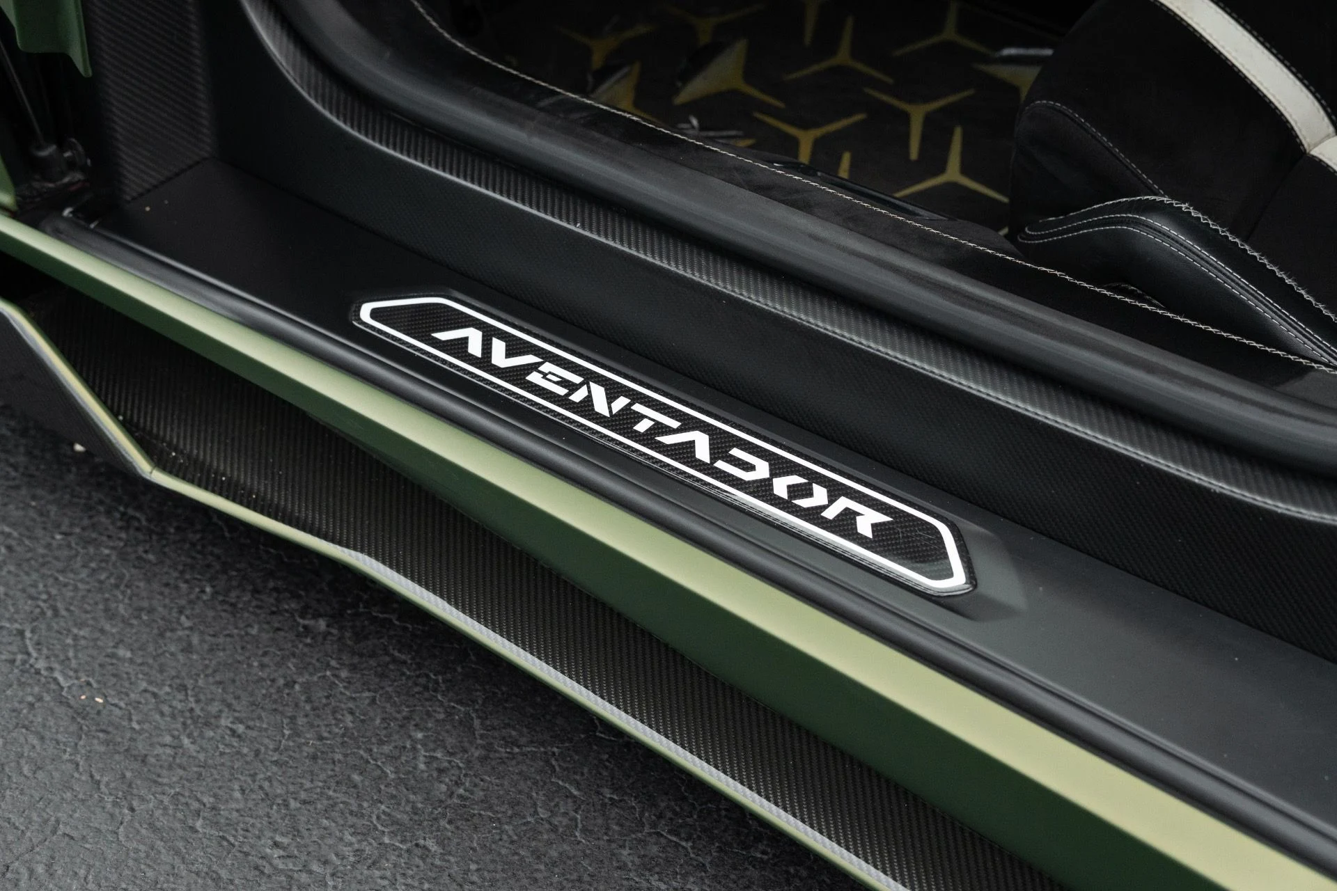 mph049_3883958895_Used_2021_Lamborghini_Aventador_LP_770_4_SVJ_Roadster_1773714572_17c9c7e192