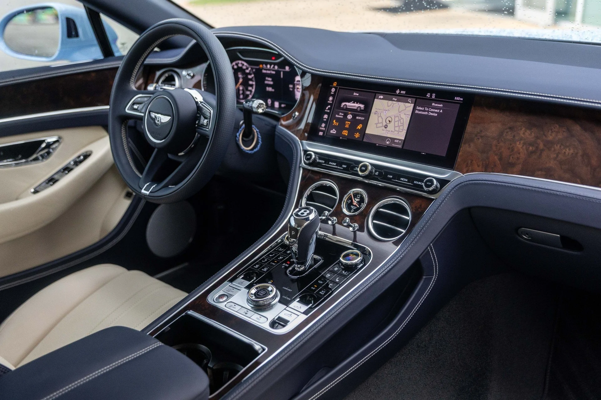 mph049_3896014415_Hi_Tech_Luxury_Imports_LLC_SCBDG_4_ZG_1_PC_008673_image_49_923b2ec65f