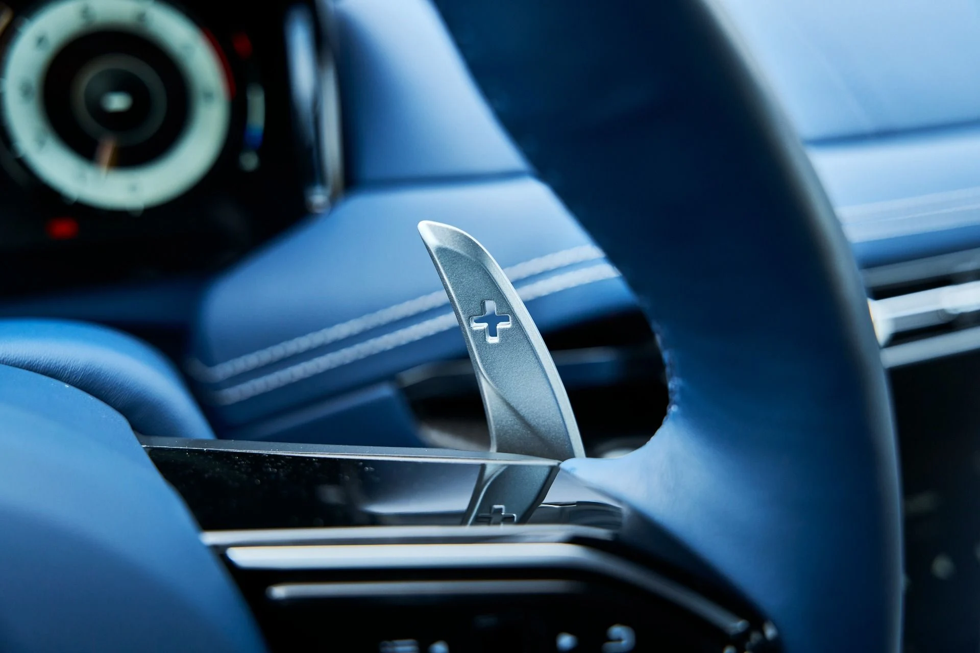 mph049_3901418843_Used_2024_Aston_Martin_DB_12_1772677984_edb16a39ca