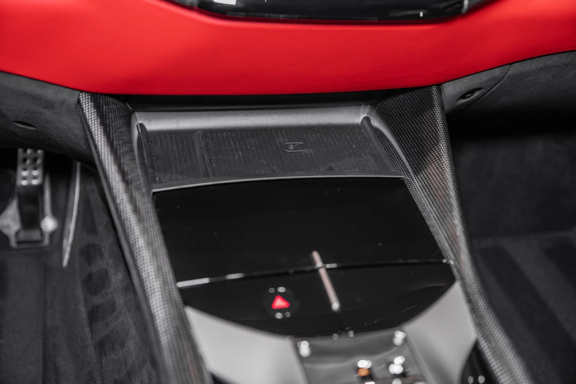 mph049_3913116925_Used_2026_Ferrari_Purosangue_1781276240_897128fbdd
