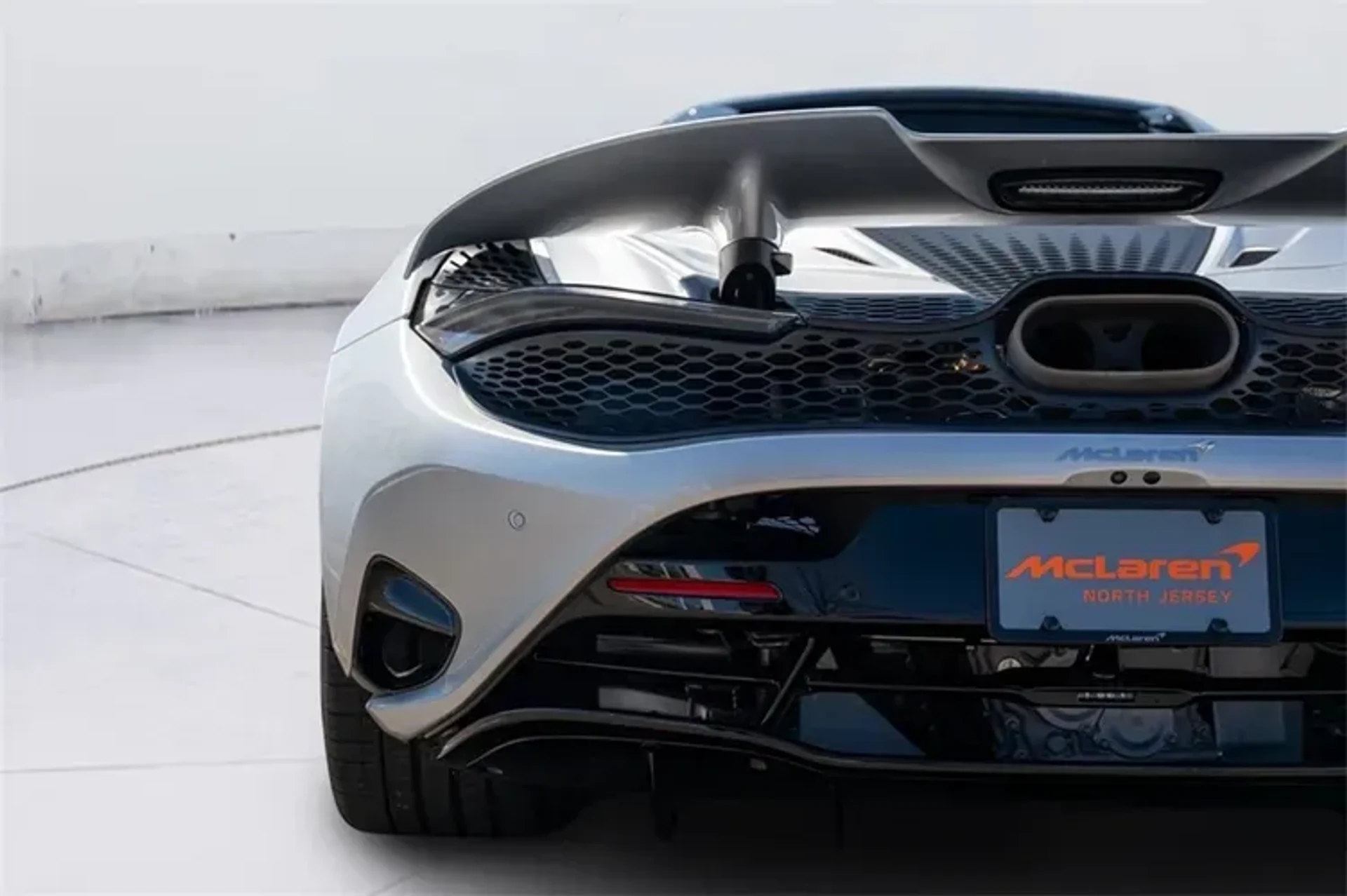 mph049_3913427951_T_Cn_Jz_N46s_L2e_Pjlr_med_d305cb8c87