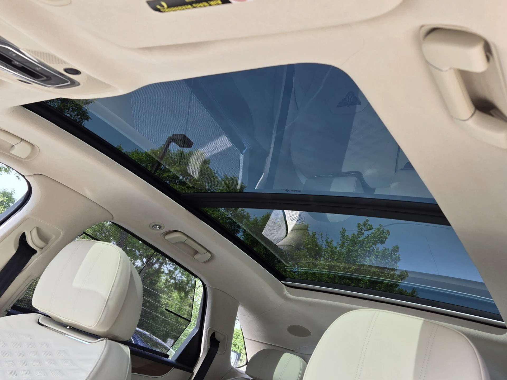 mph049_3930280431_6c7647469bb2de204d61578e699ee247x_6464dce112