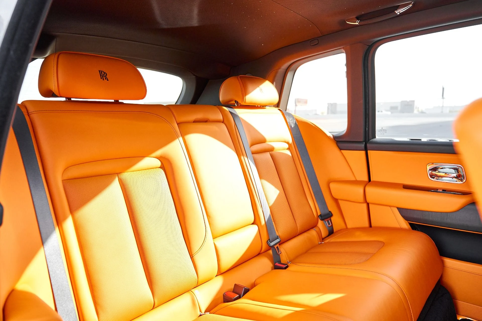 mph049_3943276356_Used_2025_Rolls_Royce_Cullinan_1766456675_beeb9ceb22