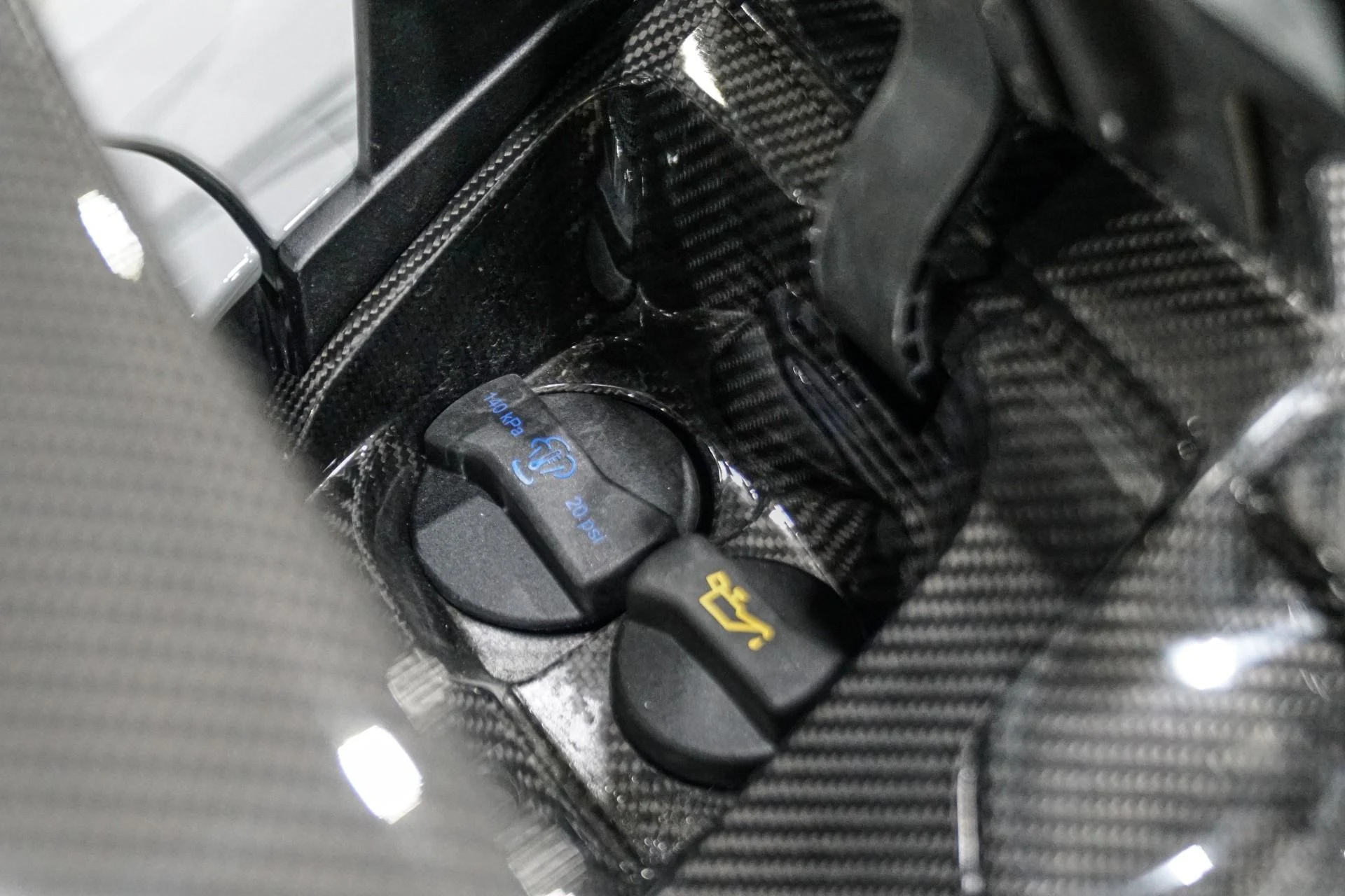 mph049_3987218151_Used_2022_Porsche_911_GT_3_1766780463_a757fcd514