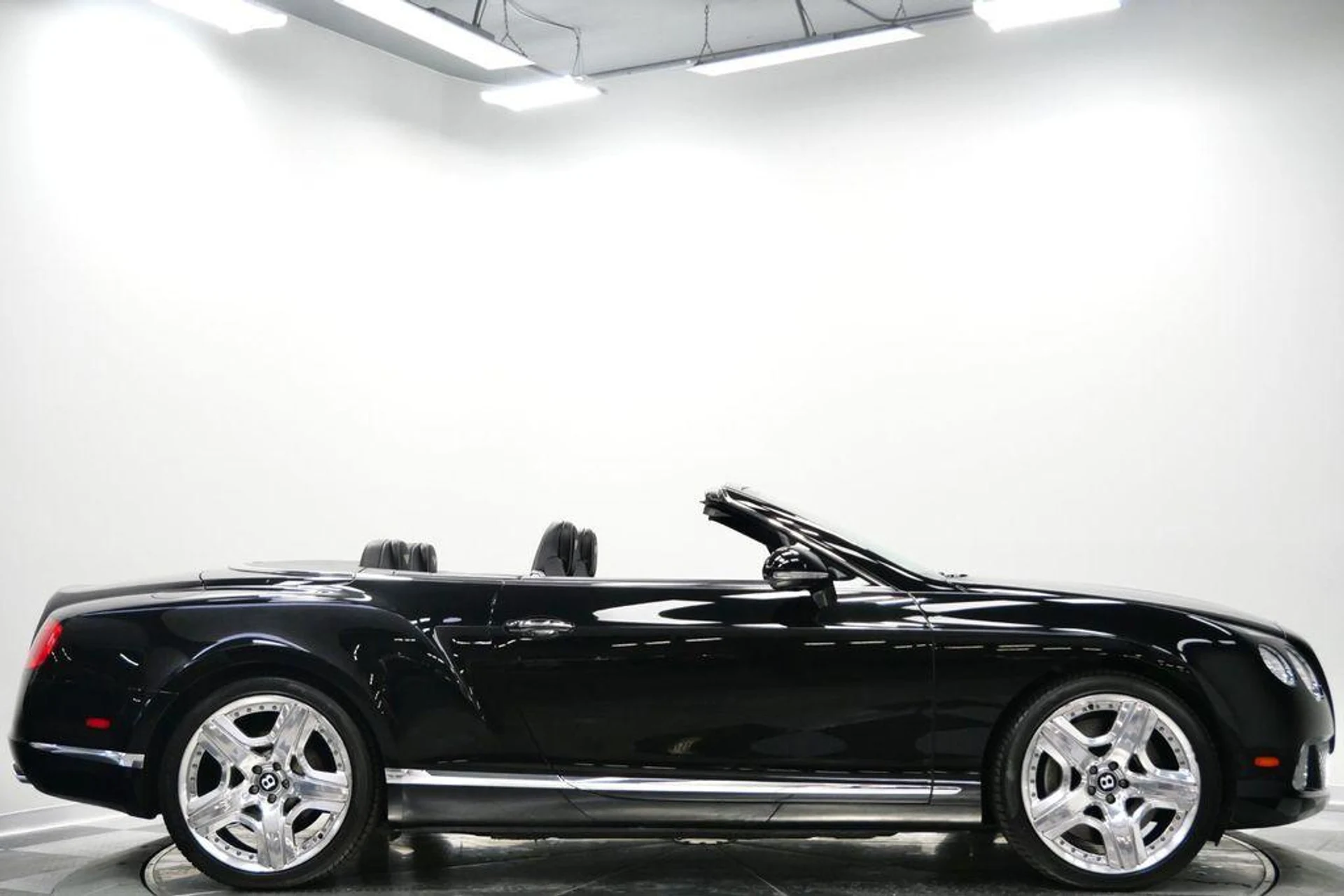 mph049_3992999106_Zf_Zxo_N_Wo63bh_A_Bs_Pw_Y_Qzv_FV_Ci_Qc_2b19d4fe7b