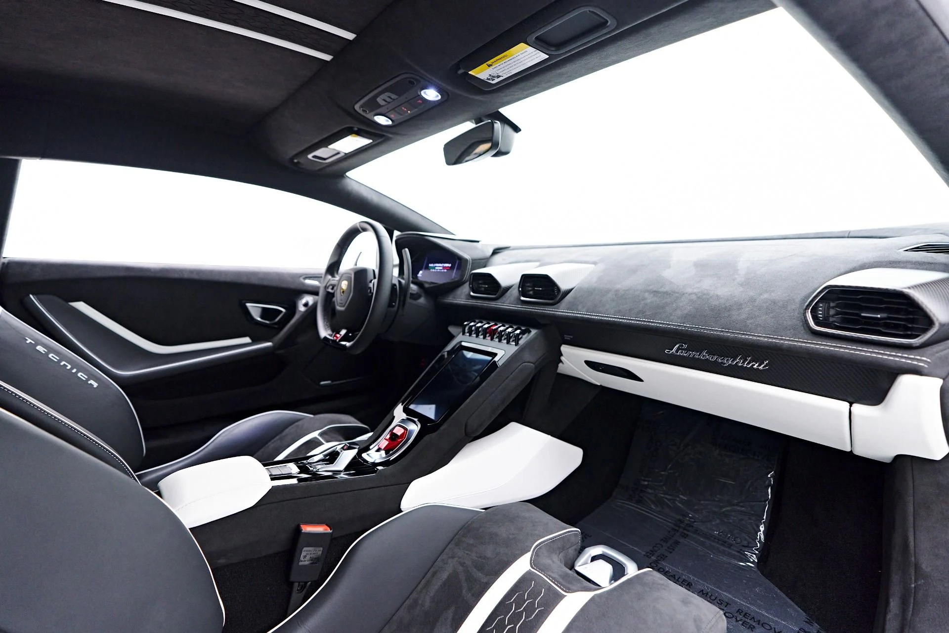 mph049_4007080113_Used_2023_Lamborghini_Huracan_Tecnica_Base_1750384074_66e343f8a7