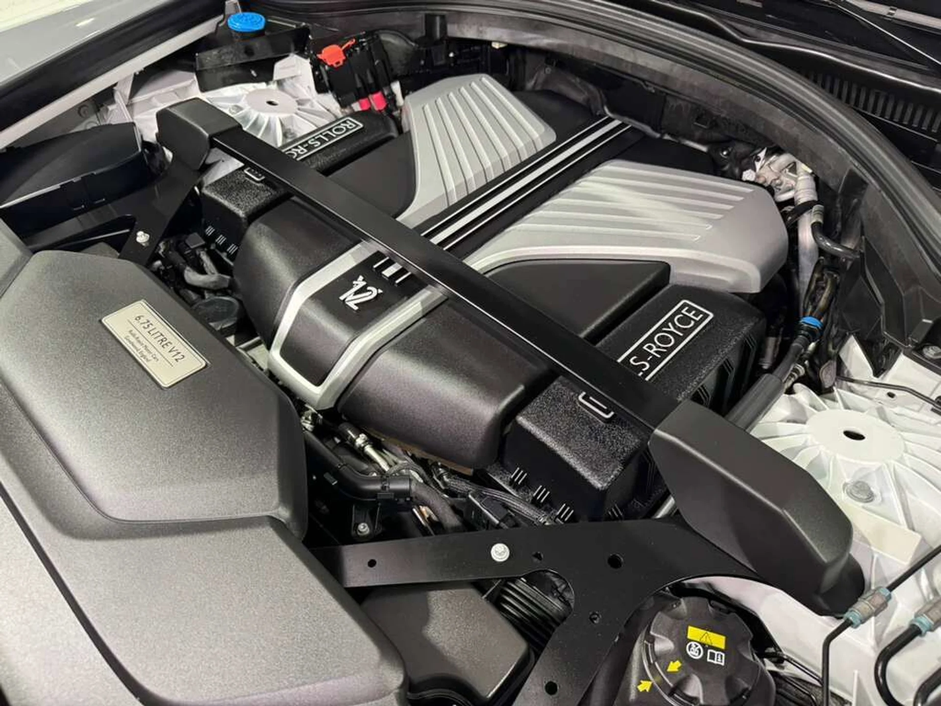 mph049_4016425586_bc166d08522f3c8a11650c04c826d474_56b7ef4b2f