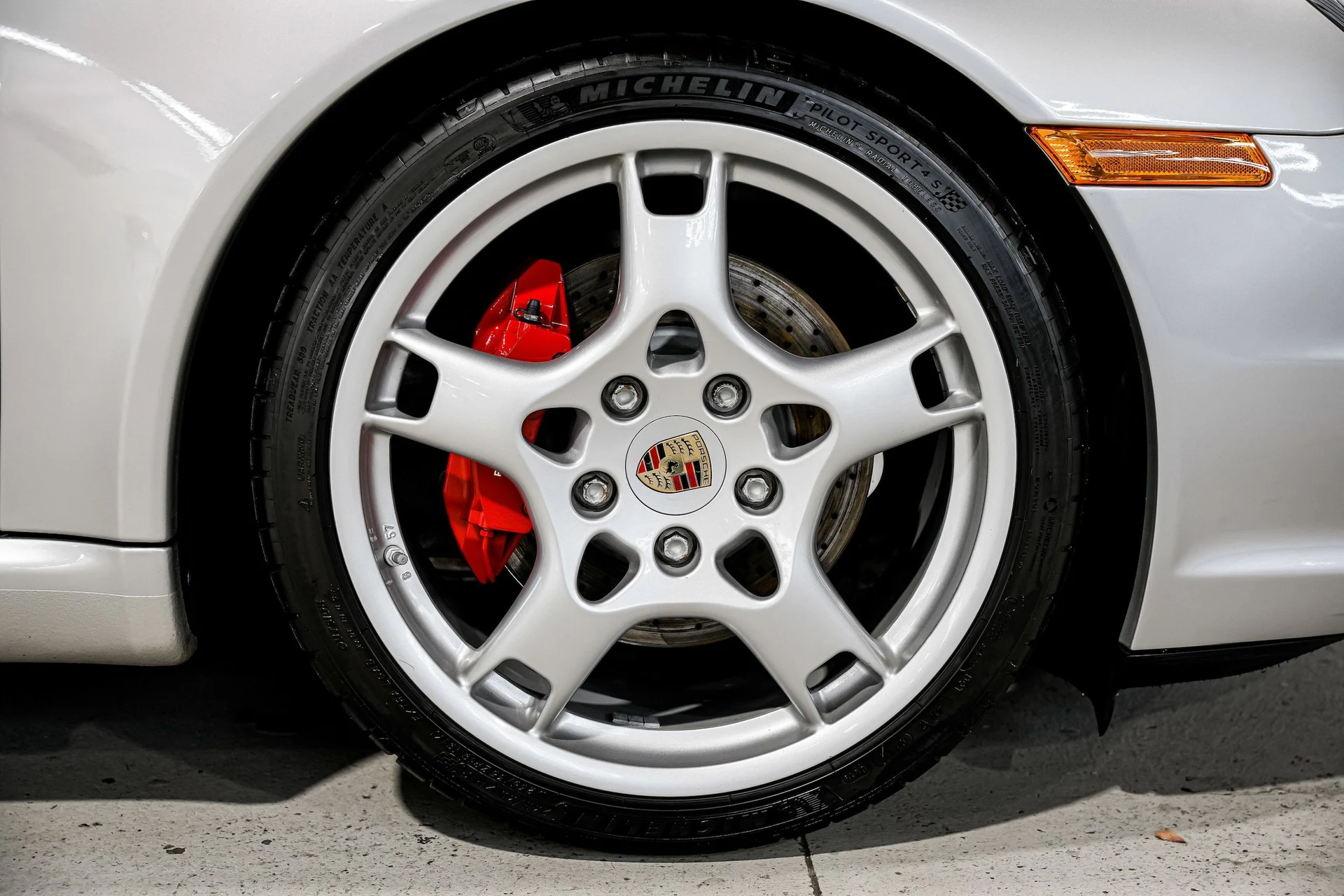 mph049_40260893_625acff4e44b91bf36380c91cf29281bx_68170d988c