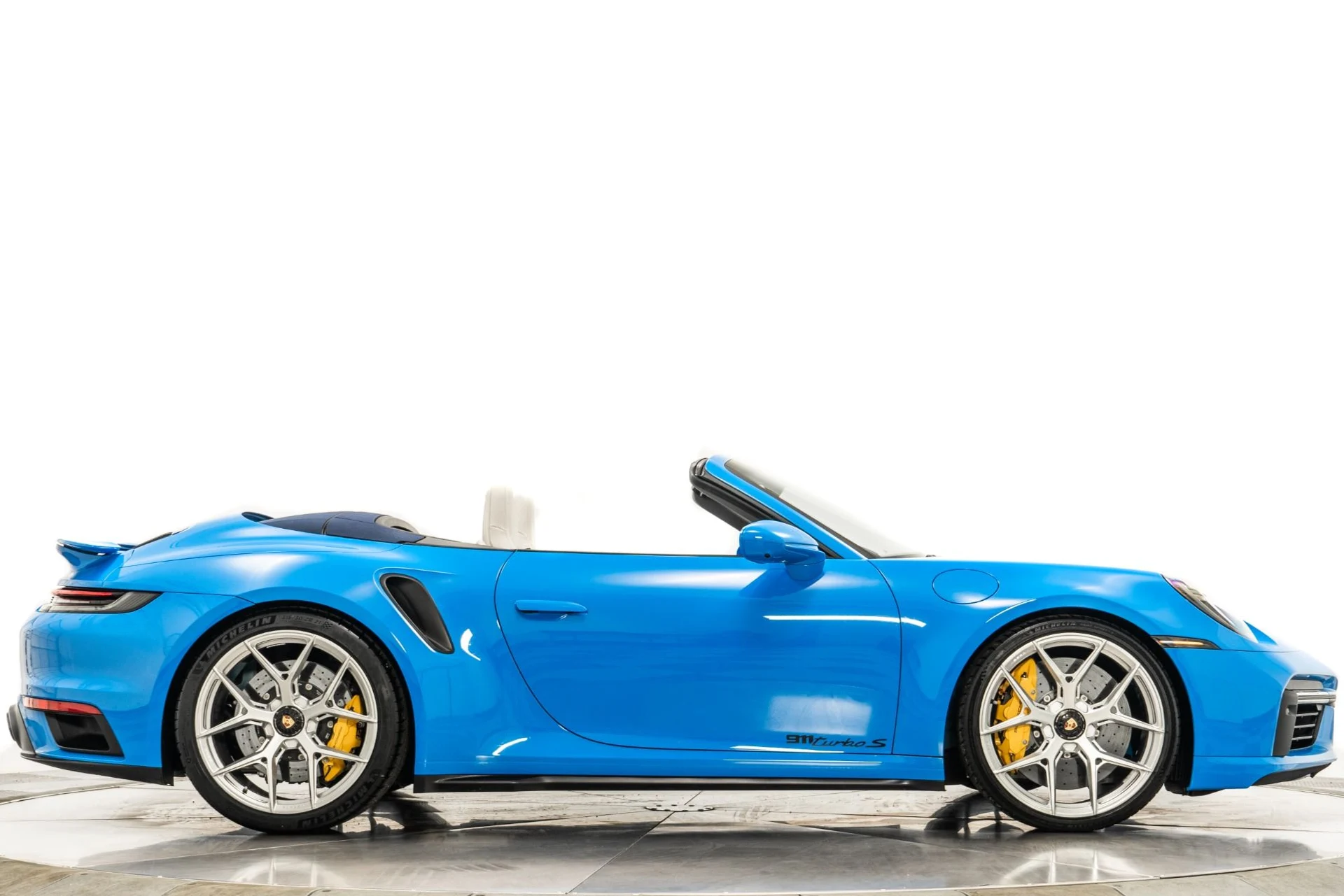 mph049_4049395359_Used_2022_Porsche_911_Turbo_S_Cabriolet_Sport_Exhaust_Vossen_Wheels_PASM_Suspension_1761251229_52a1115d1c