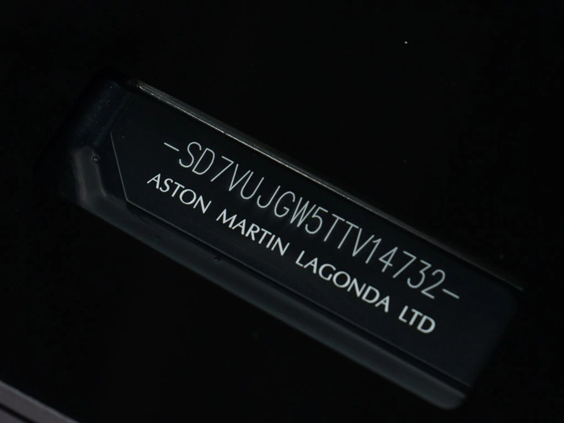 mph049_4055944431_31fa321a01d129214231a23be2c7dde2_cc0188dc1e