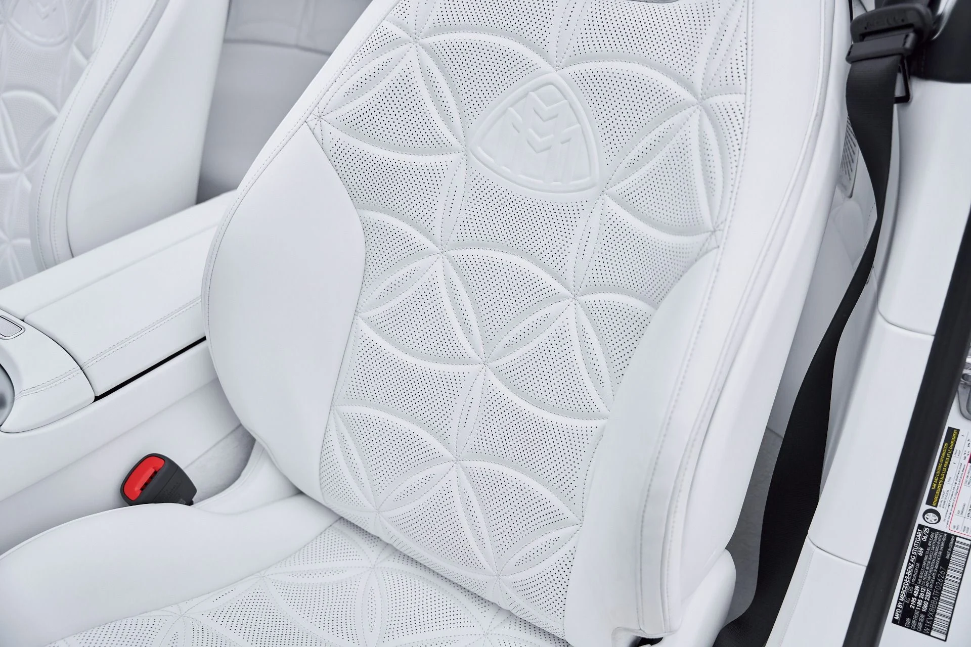 mph049_4057475139_Used_2026_Mercedes_Benz_SL_Class_Maybach_SL_680_1767218151_57154dc934