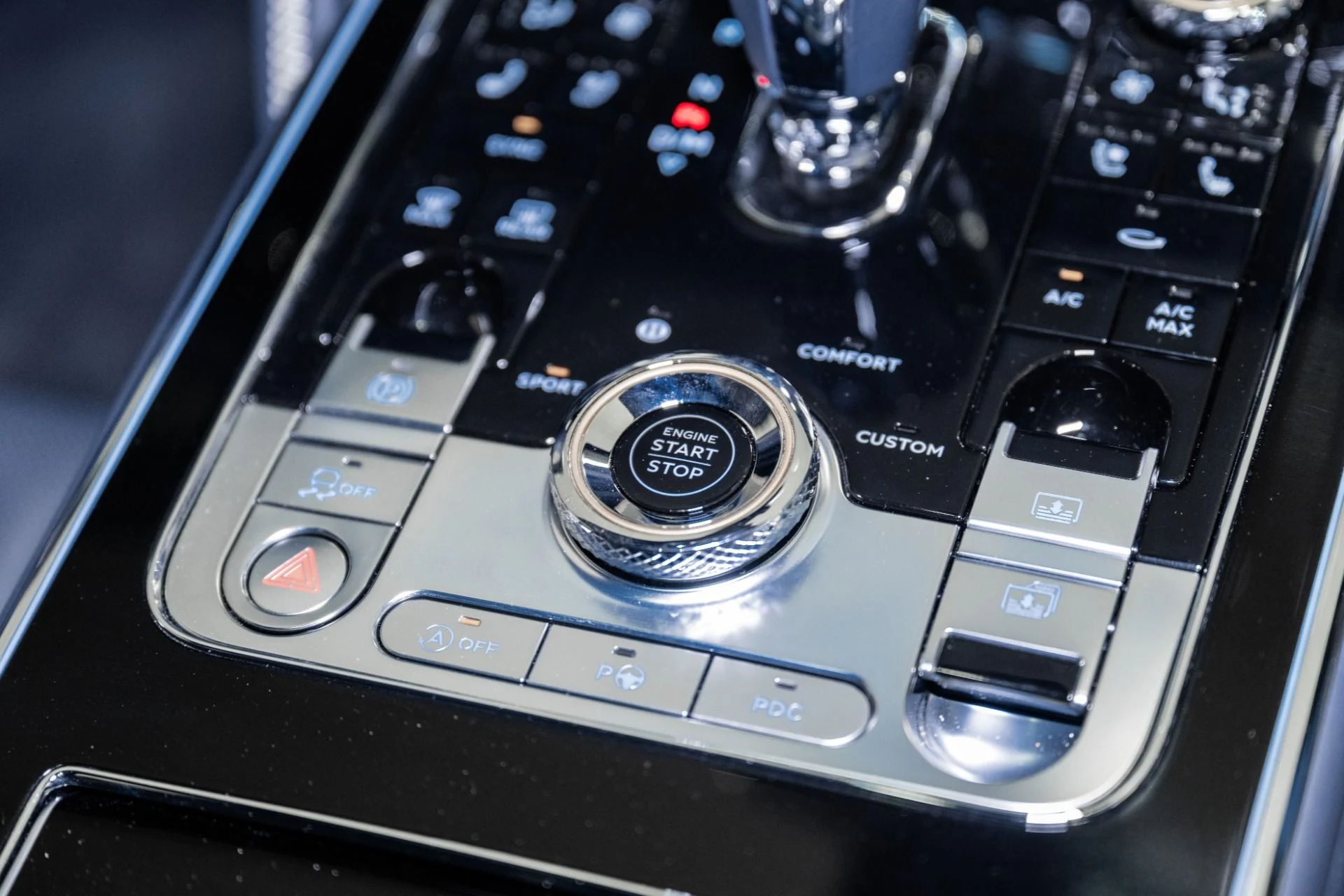 mph049_4063503665_Used_2024_Bentley_Flying_Spur_Edition_8_1777999219_ae2ddf3441