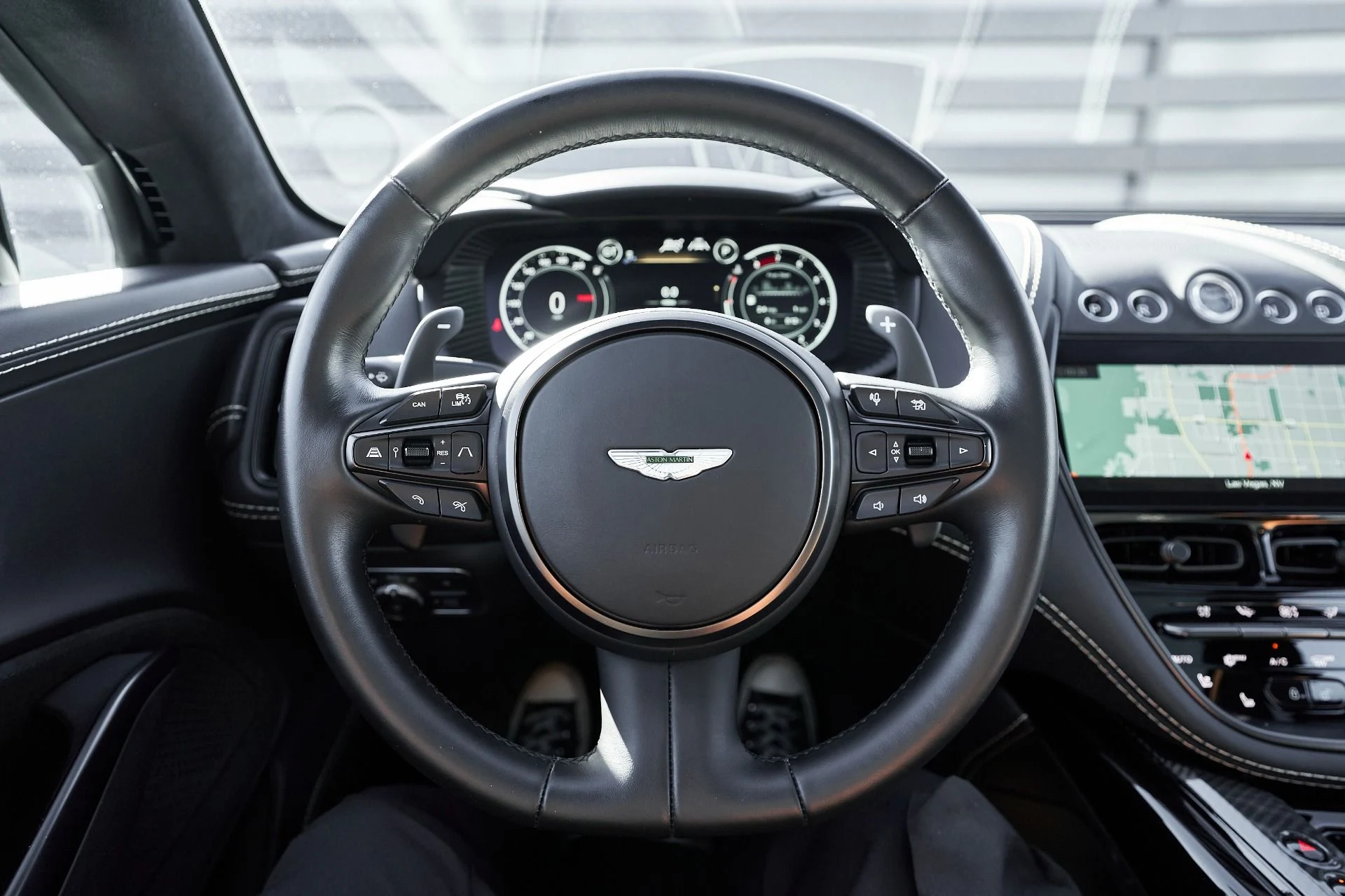 mph049_4065545299_Used_2023_Aston_Martin_DBX_707_1759982392_aa98f4d6eb