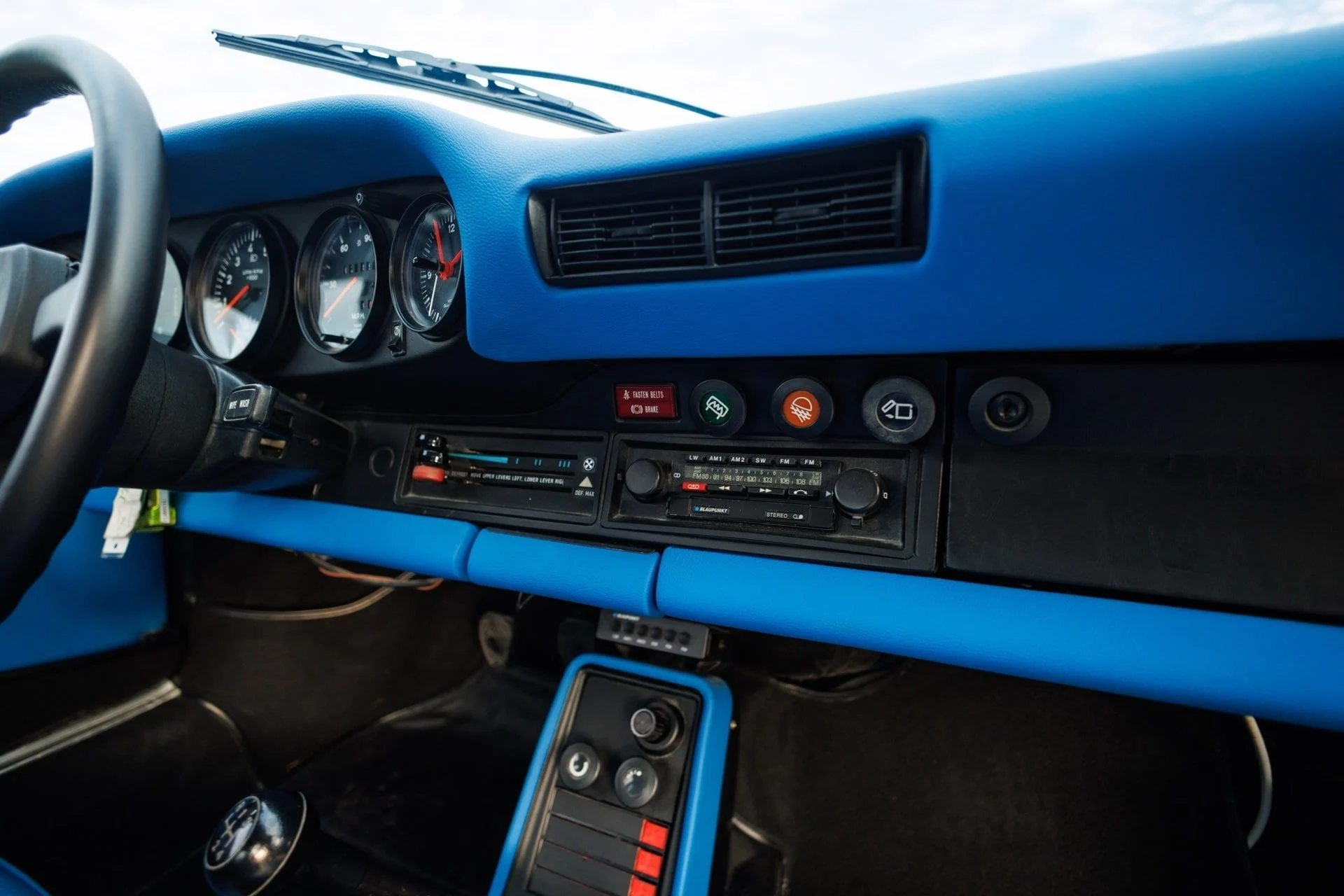 mph049_4078032640_0e53450b7a67591684efcfdaa2800856x_9090450ea4