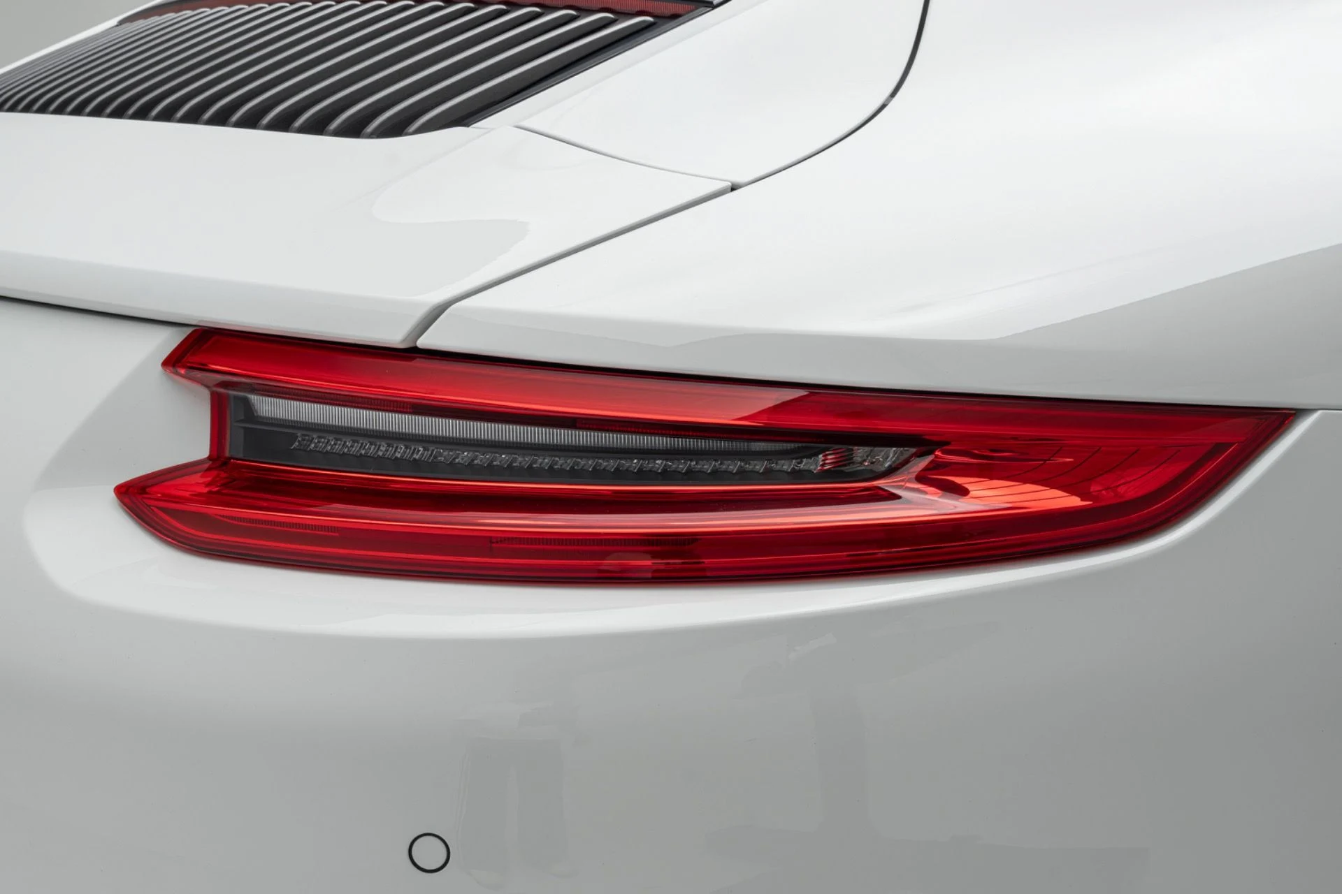 mph049_4117399980_Used_2018_Porsche_911_Carrera_T_1777581975_72549e517e
