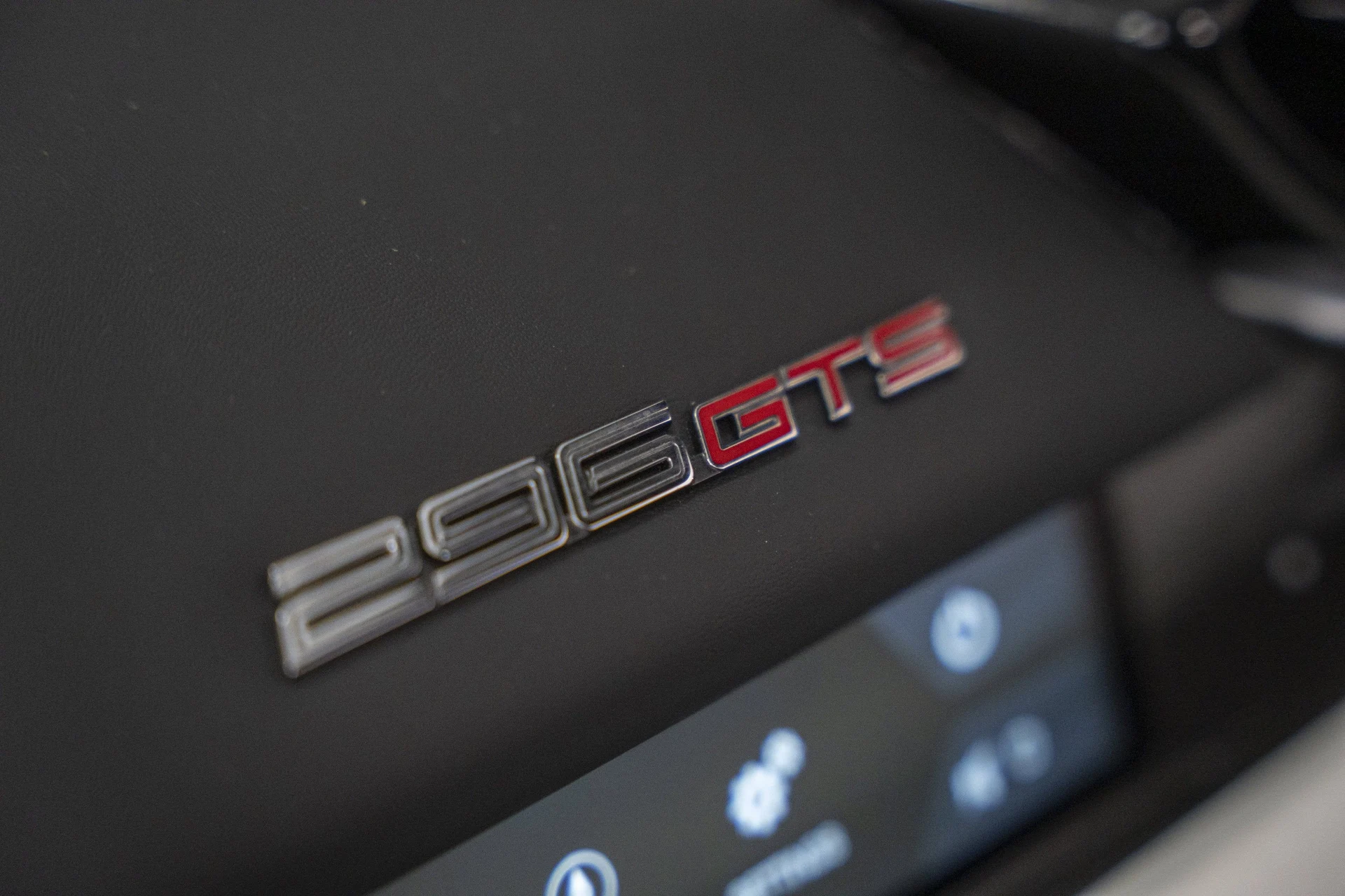 mph049_4120070782_63afa1fb7f7f487b8f79016d9669e81b_fca7b6df8b