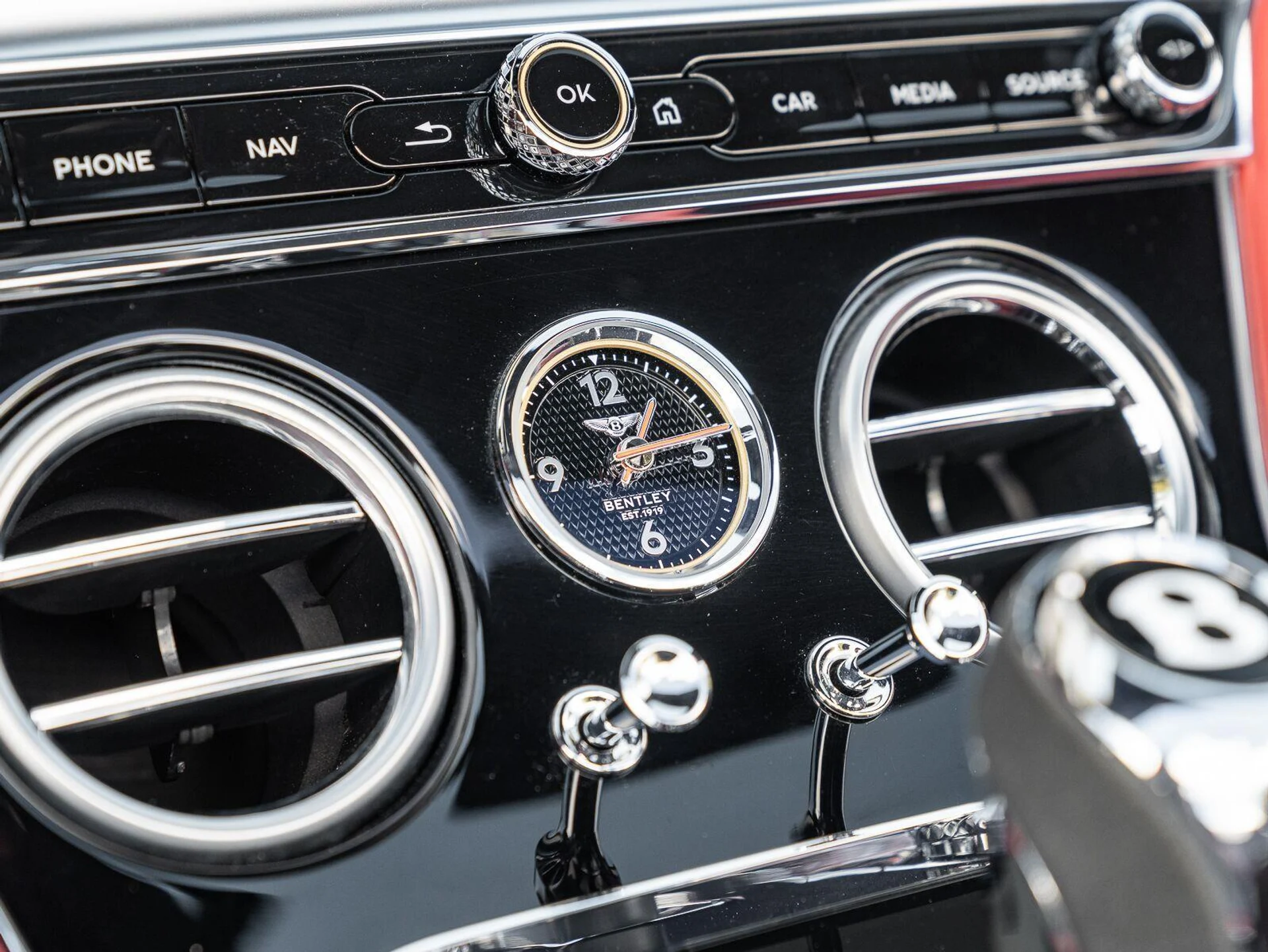 mph049_4124973331_Used_2023_Bentley_Continental_GTC_S_V8_1793214144_f656db93ec
