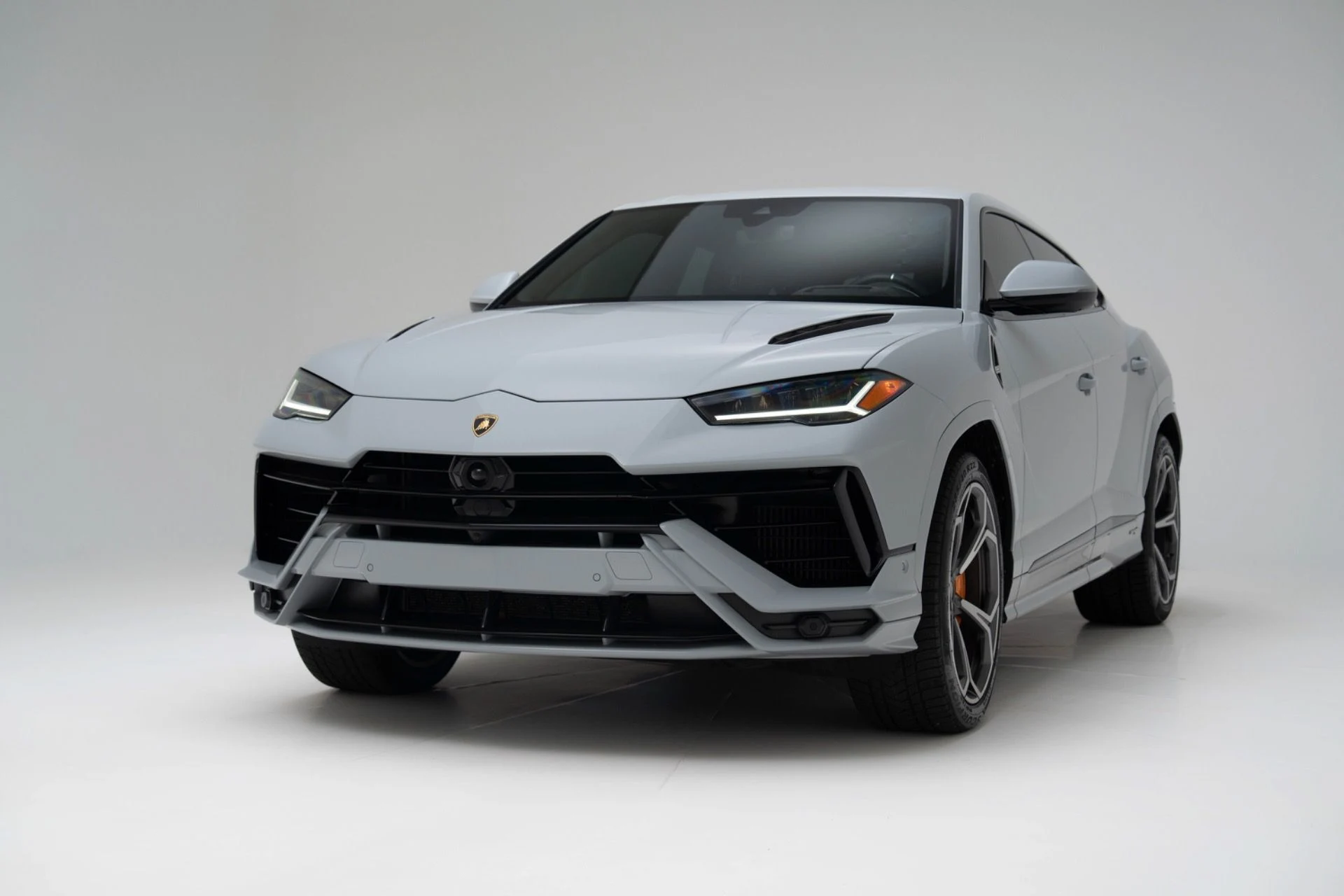 mph049_4127701377_Used_2024_Lamborghini_Urus_S_1777580748_ffcbd8564f