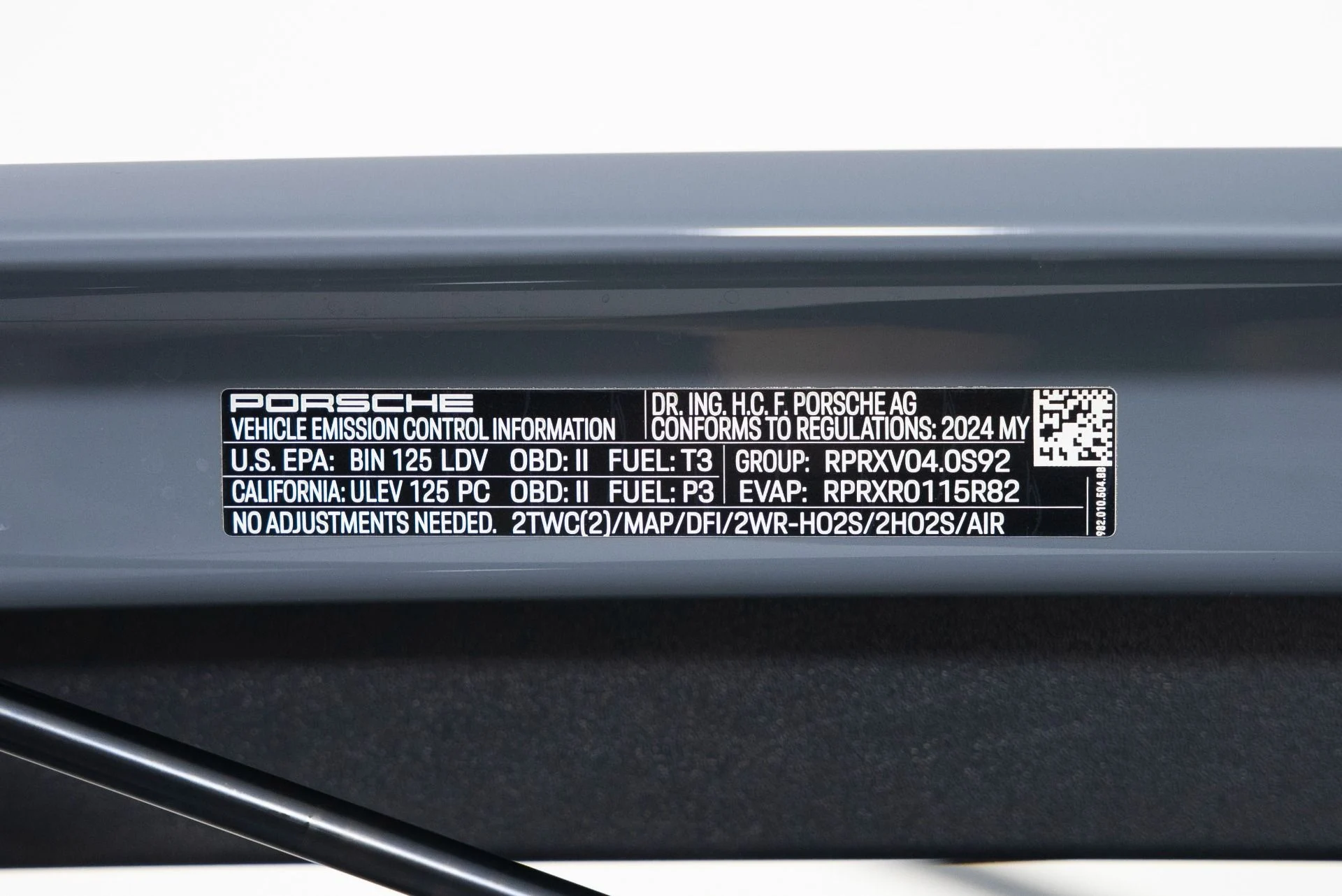 mph049_4141741551_Used_2024_Porsche_718_Cayman_GT_4_RS_1756417640_bcd212b451