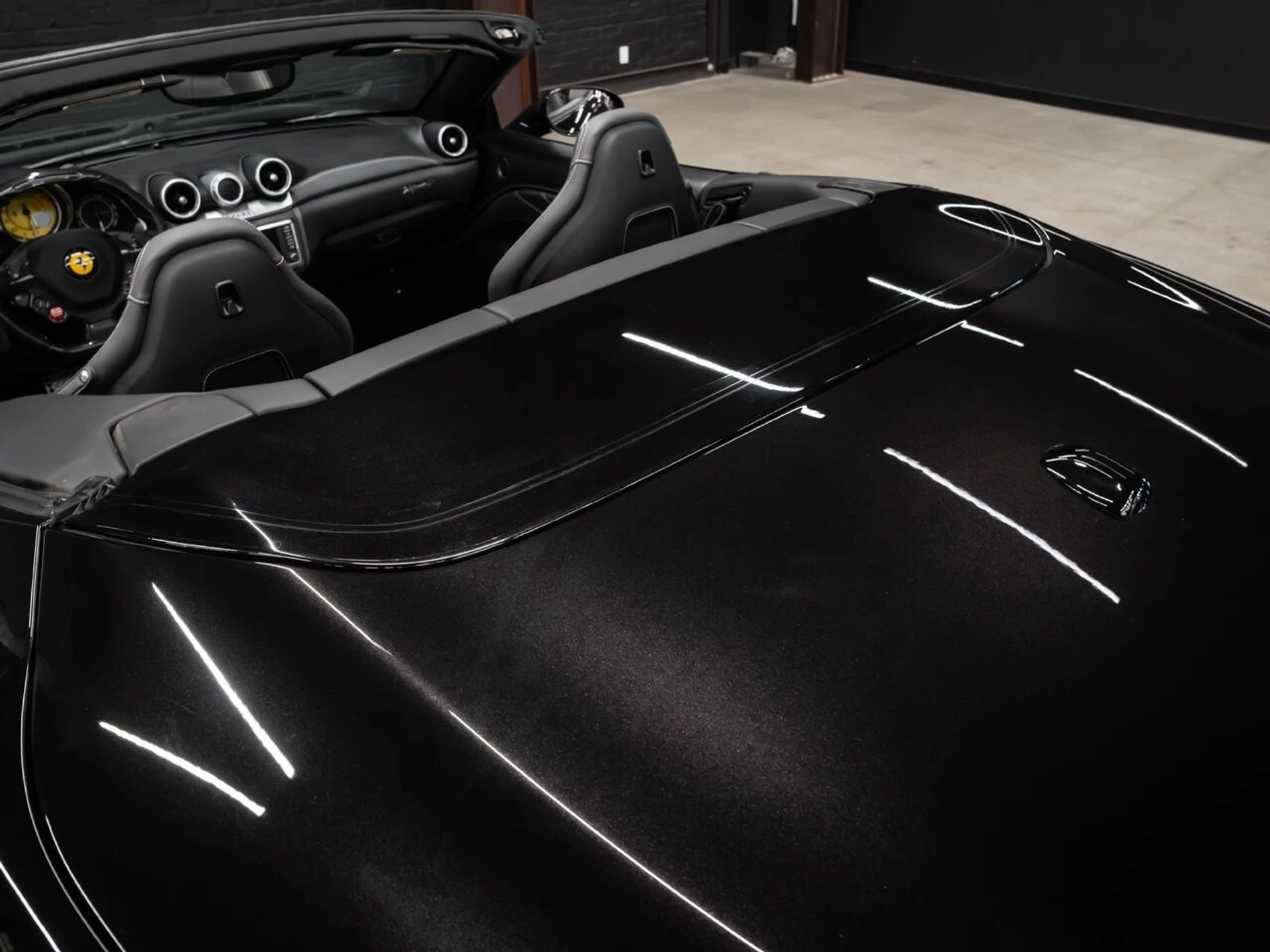 mph049_4148159173_ferrari_california_2015_b5cdcfd18e