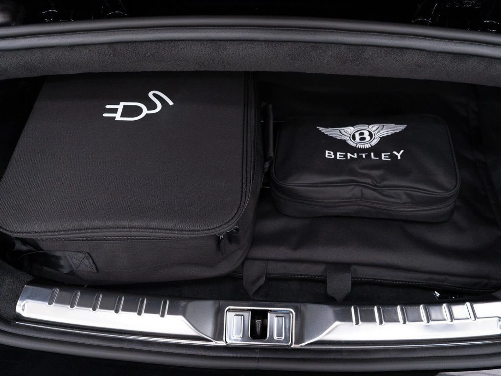 mph049_4148751818_ad6363bfe7a852e69283e07e61bbdd10_262d30b9aa