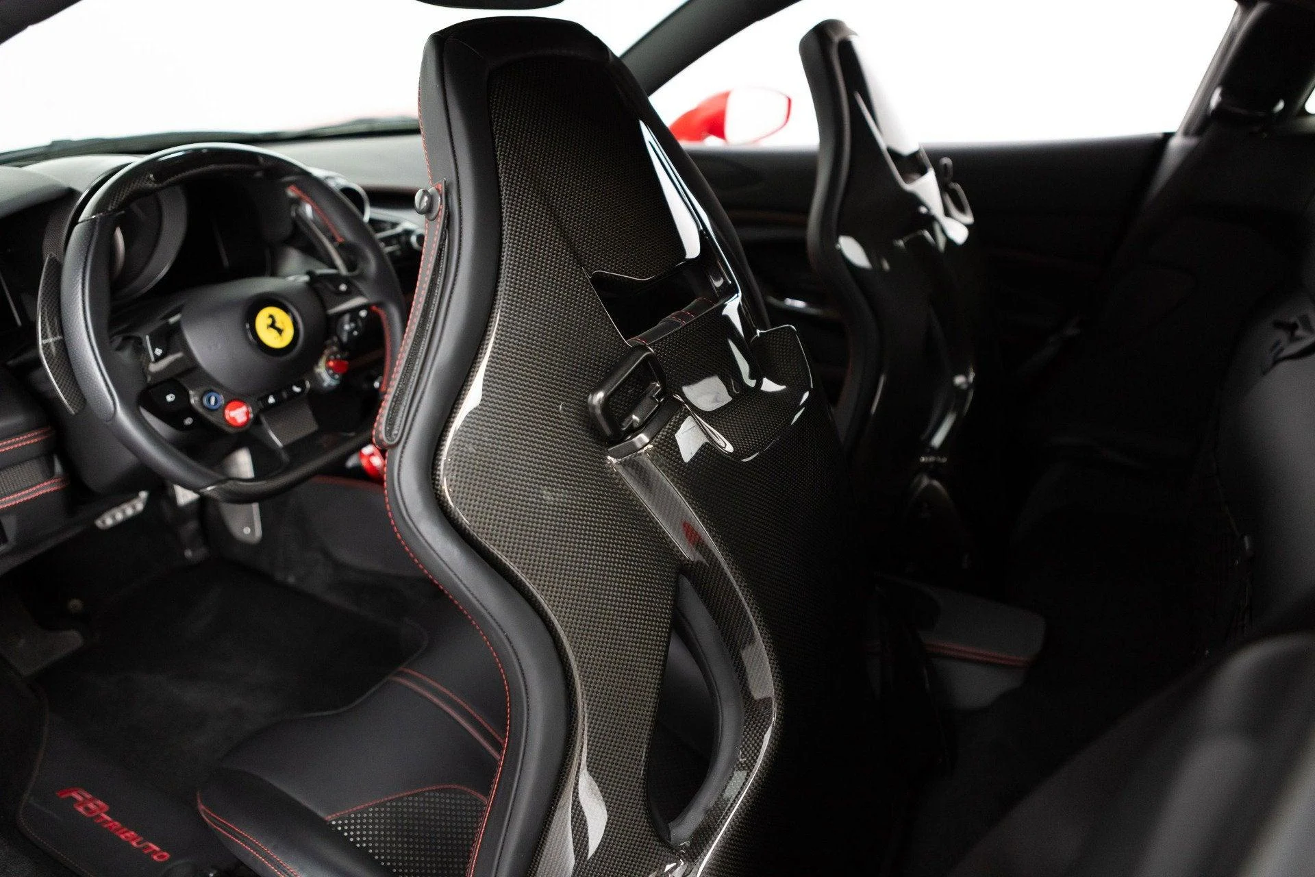 mph049_4173893963_Used_2020_Ferrari_F8_Tributo_1777367308_bb3e85937b