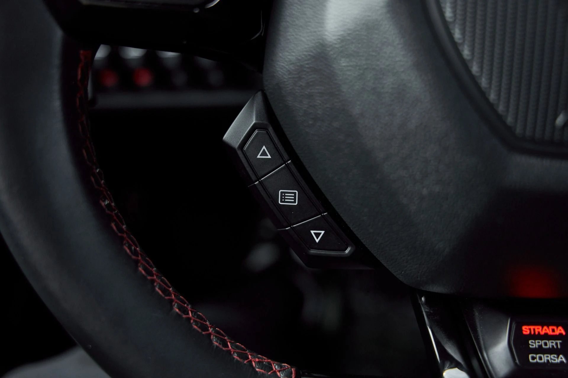 mph049_4174426780_Used_2020_Lamborghini_Huracan_EVO_1768438643_854360150c