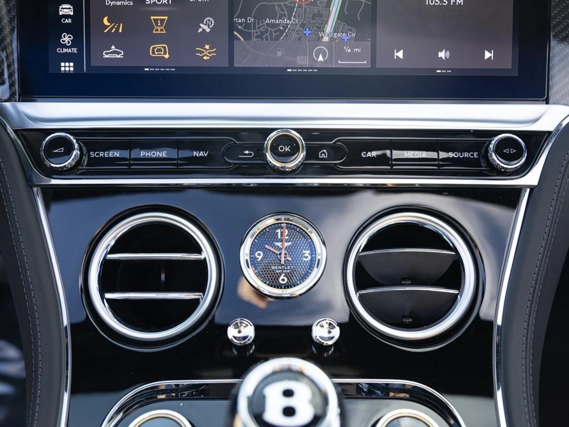 mph049_4176947491_478617943_692fc9e506717eb16b65ecdc_7b00650b8d