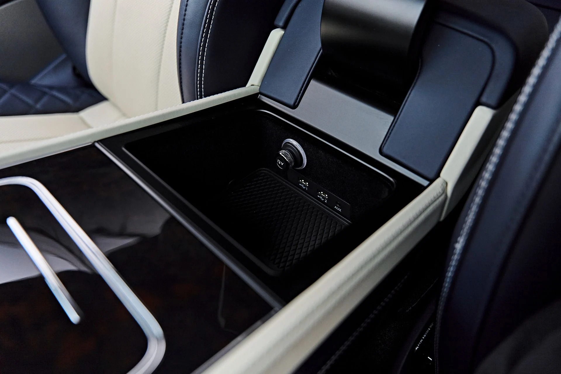 mph049_4201277300_Used_2022_Bentley_Continental_GT_V8_1790367757_71a0be34d8