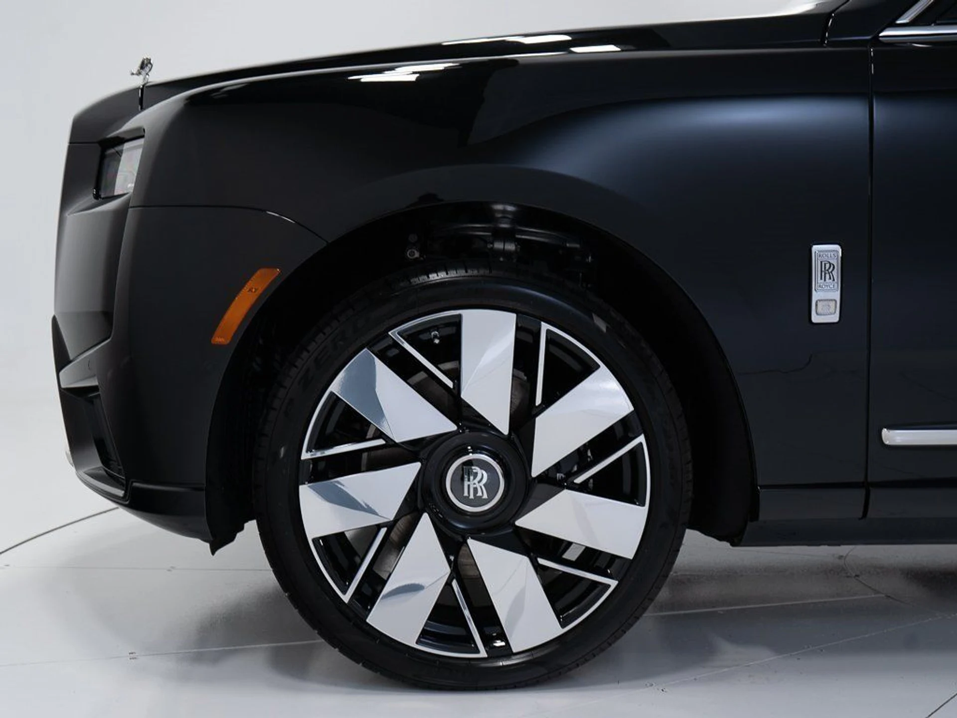 mph049_4222863378_05610b3d0f5e4a5bfbe3b893ff7d164f_27241220ae