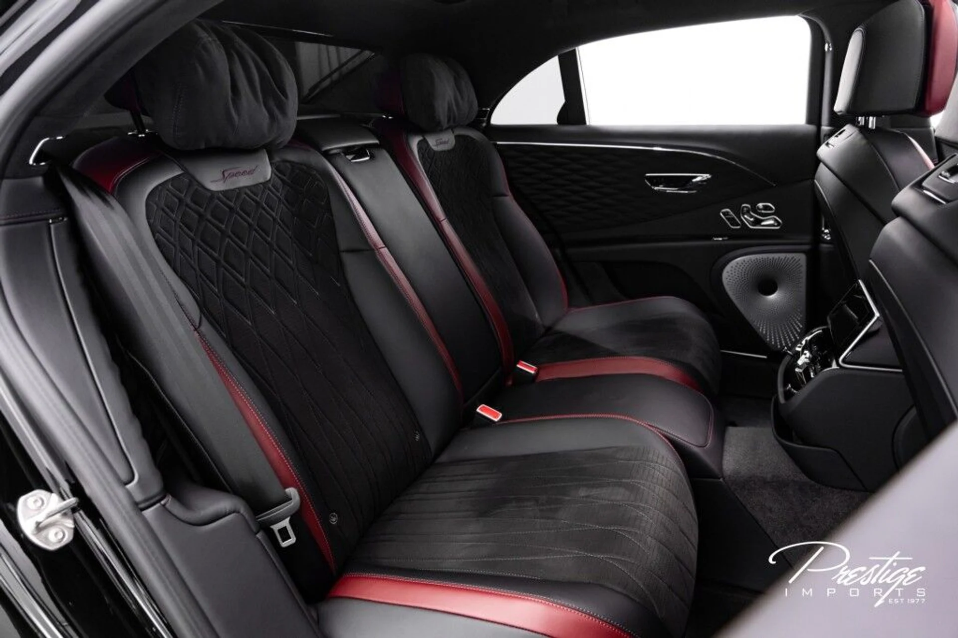 mph049_4230276084_6e83cdacae518b26546fc757988fc515_f173355306