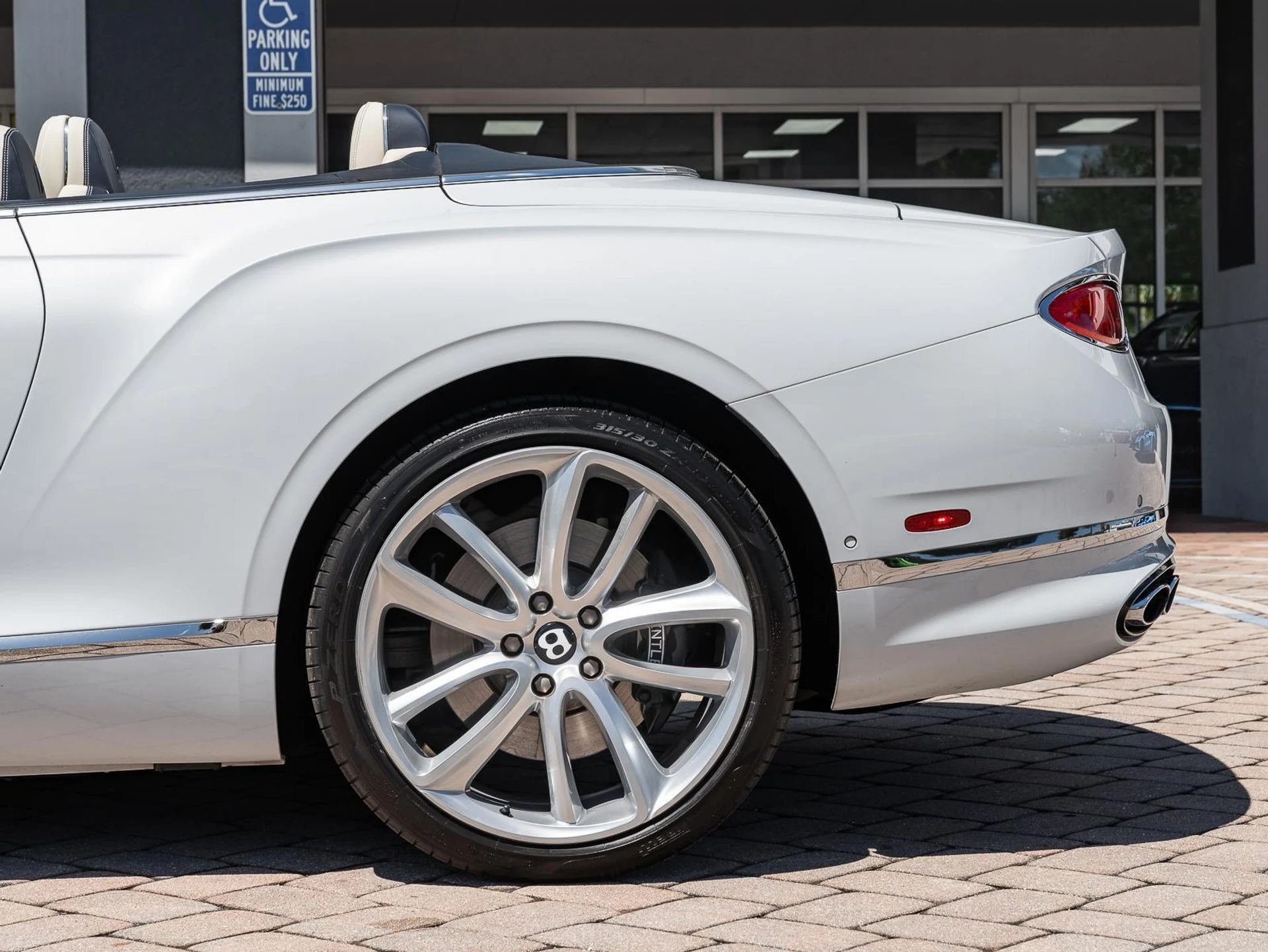 mph049_4235888914_Used_2021_Bentley_Continental_GTC_Mulliner_GT_Mulliner_V8_1775769054_f26b97e068