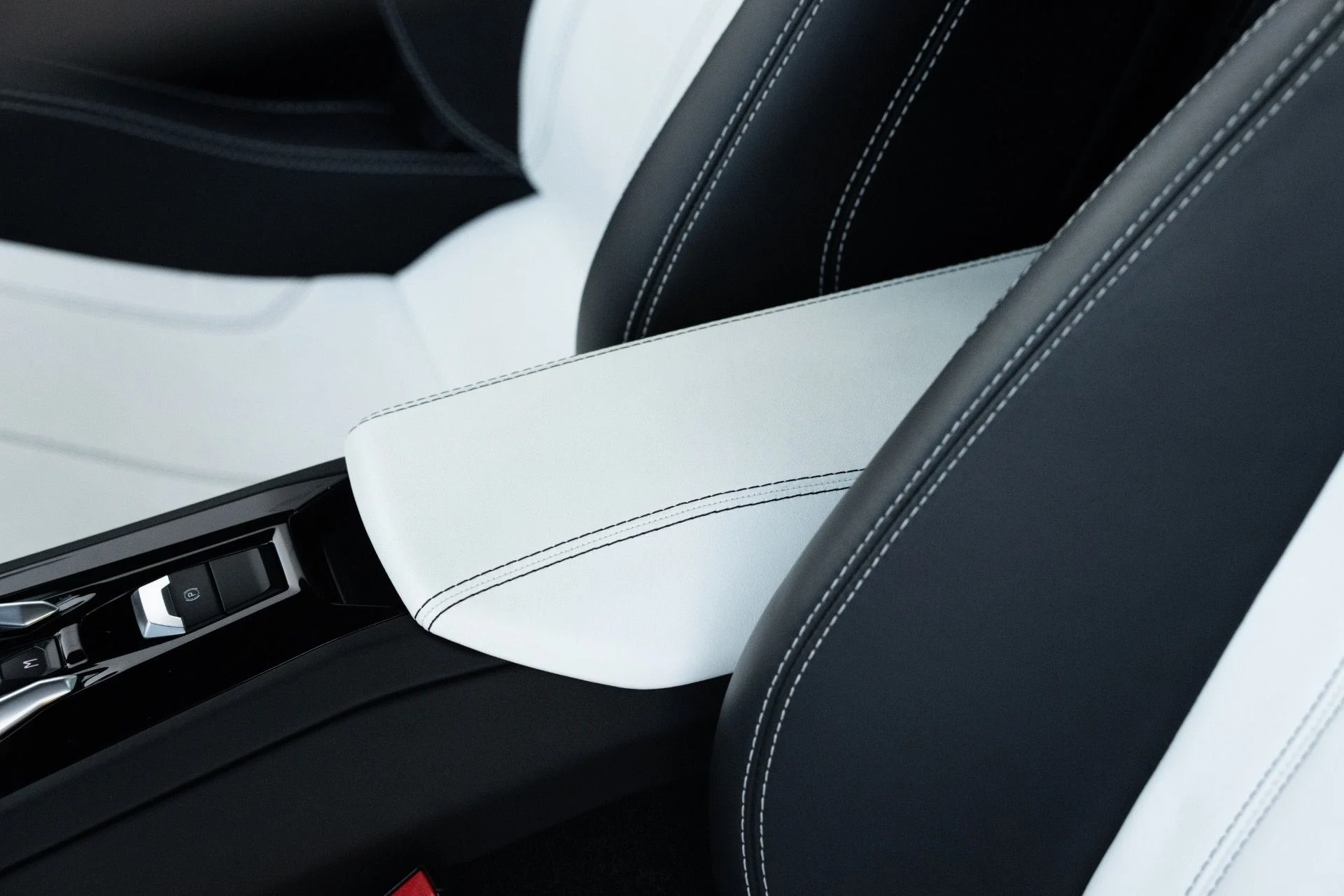 mph049_4240767841_Used_2016_Lamborghini_Huracan_LP_610_4_1771995727_28ebcca4c4