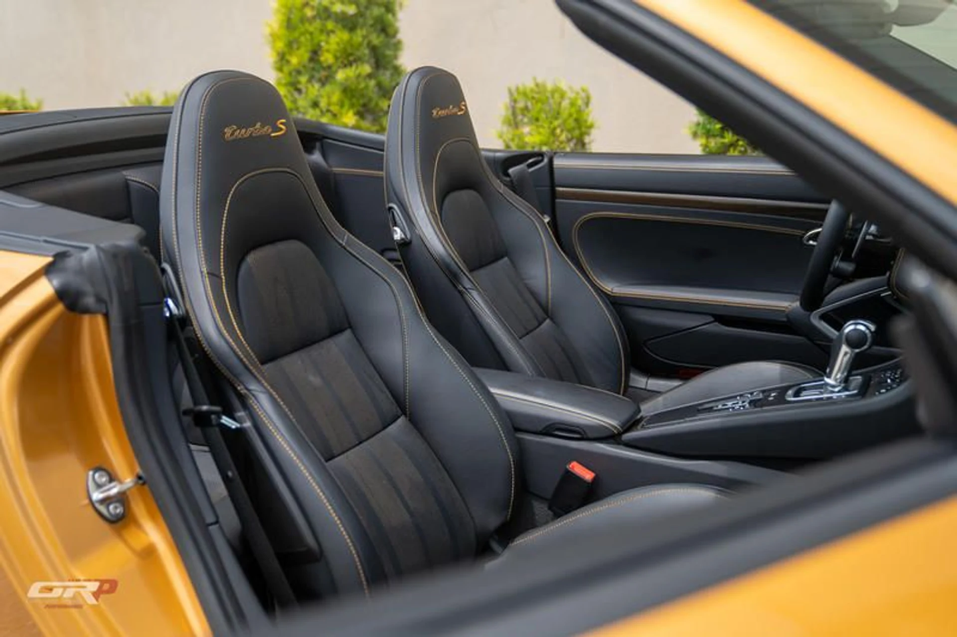 mph049_4246655277_EEBF_336_B_CCBD_4_FE_2_A18_E_5690_CB_66_F45_F_19ece55091