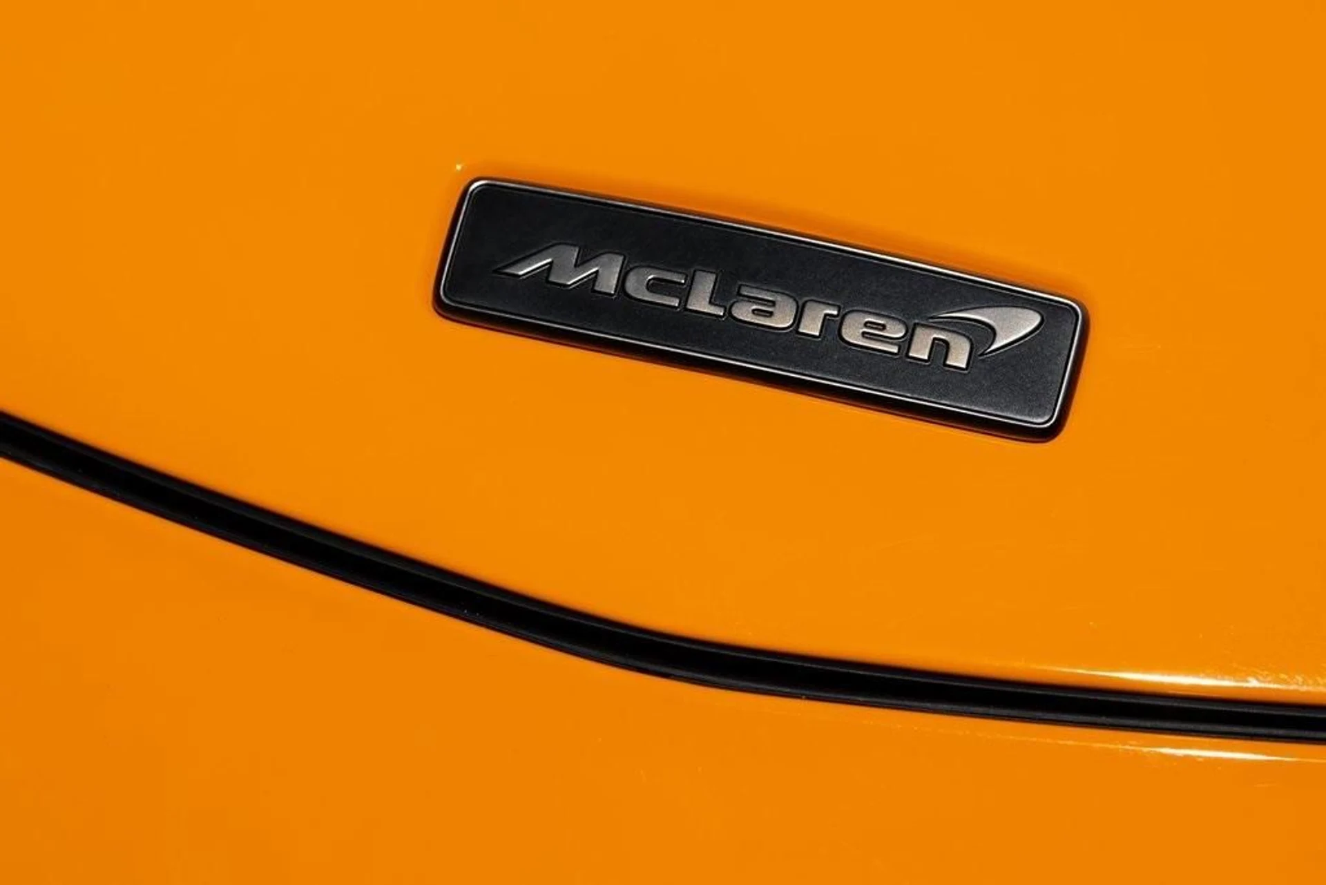 mph049_424884642_Used_2025_MCLAREN_GTS_1721509536_c469f189a3