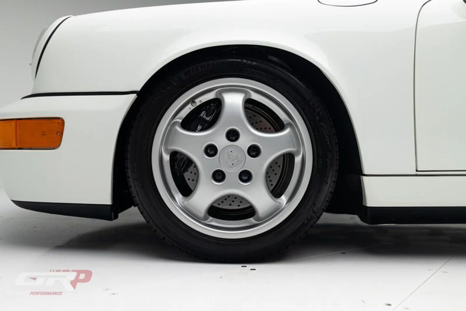 mph049_4268131709_DFB_06_C9_B_8961_4708_9_B08_77497_CCC_6925_9dde94f383