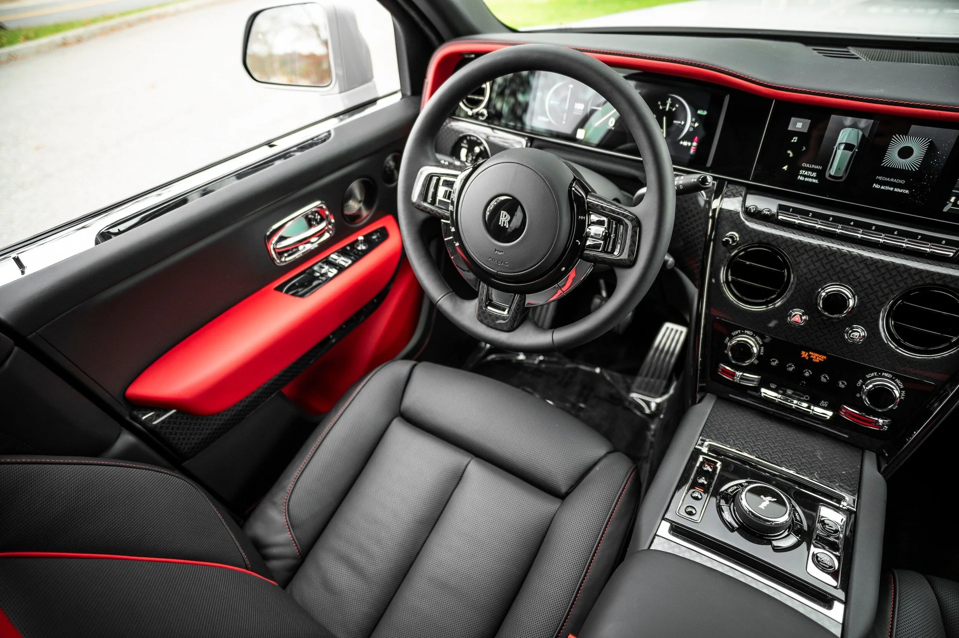 mph049_427189466_5ab52f5250b2486cb0beb415a4cea8bc_a29e3a39a3