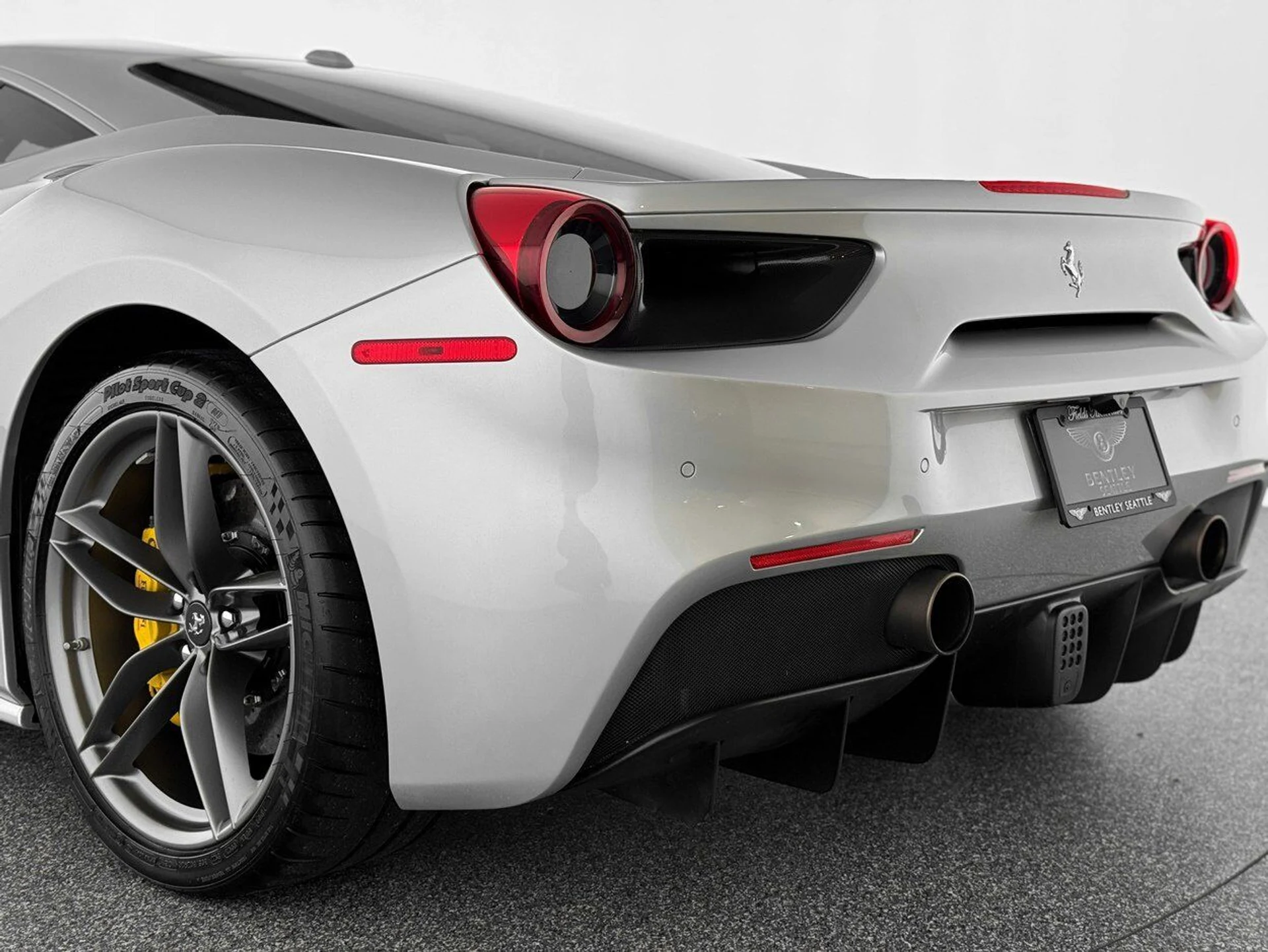 mph049_427370446_ae078c1f50b29257b37190c87db10553_82bb758d49