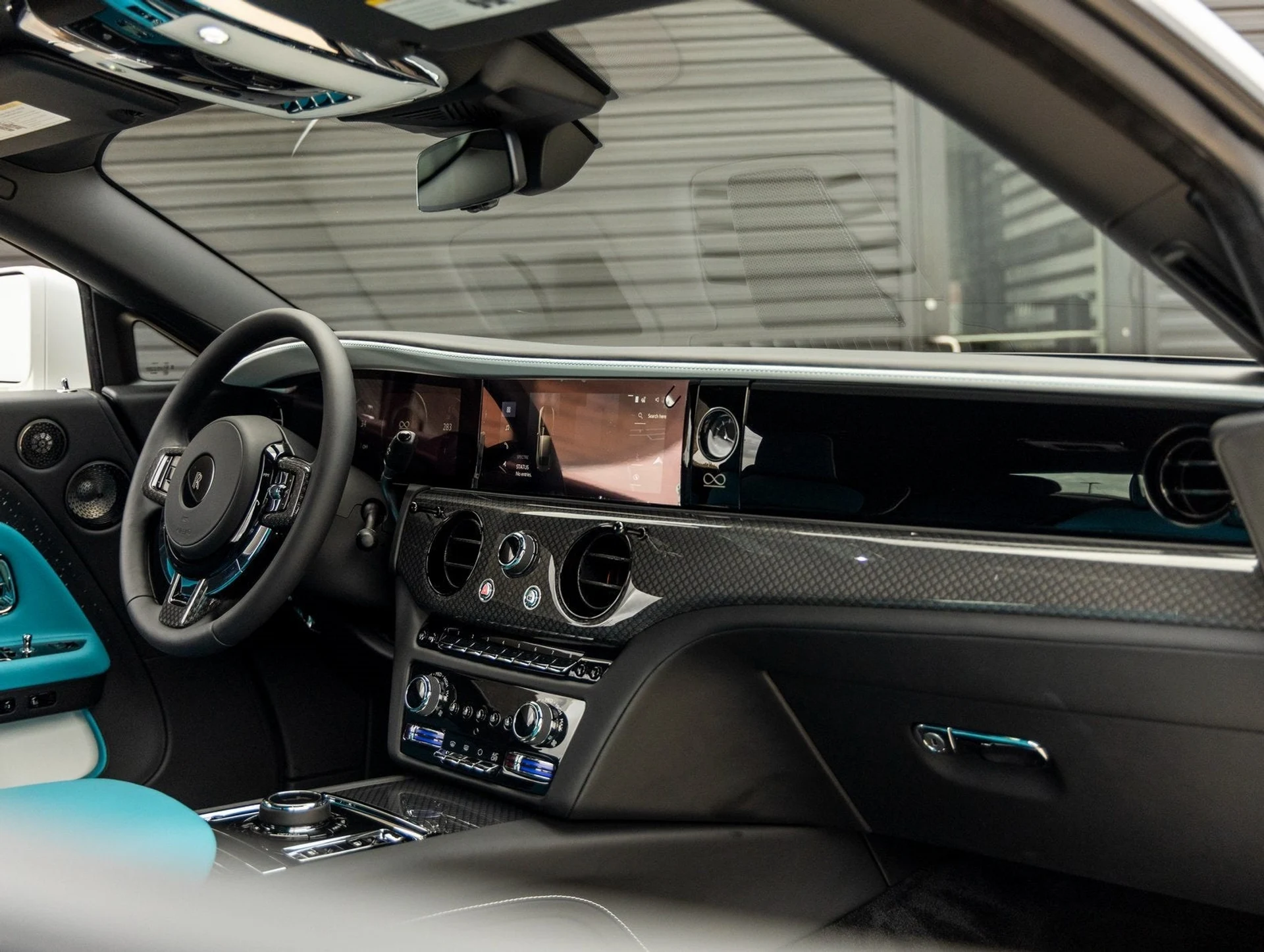 mph049_42911720_50_93809ec253