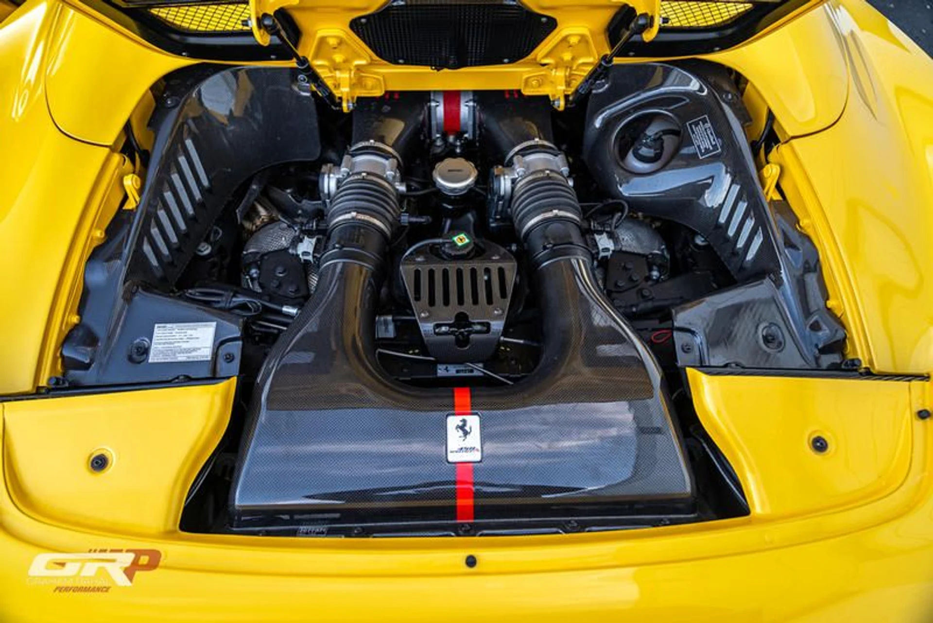 mph049_432027237_2_F3_BB_34_B_2070_487_D_9200_5_E1_E84_A8_D8_D1_4a69056a4a